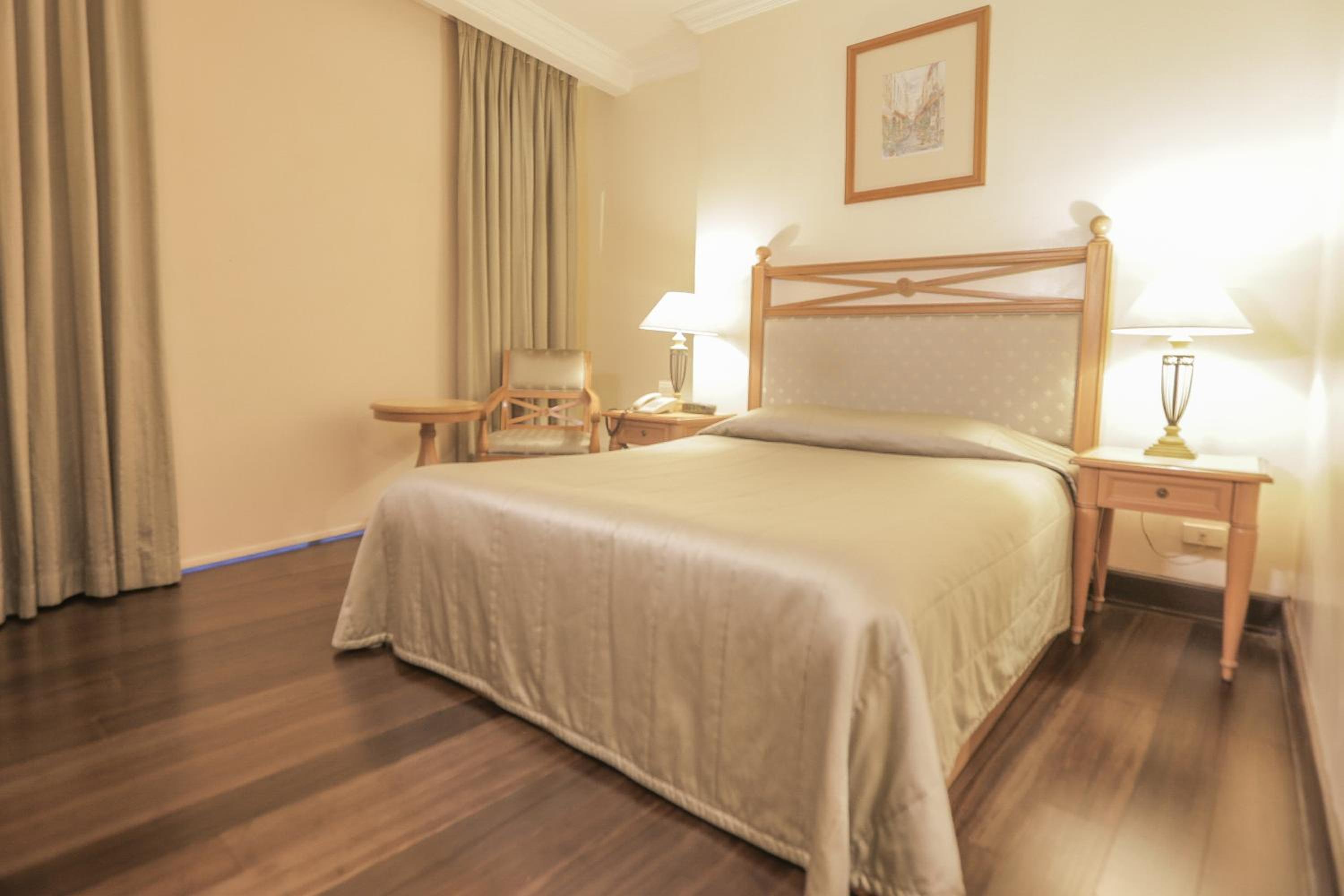 Deluxe Queen Room photo 3