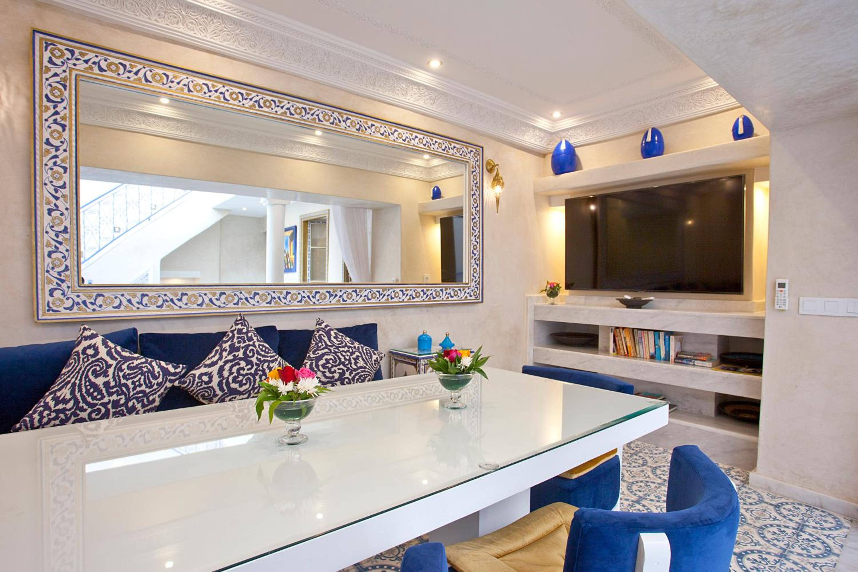 Privatized Blue House (Three bedrooms) - Photo 9