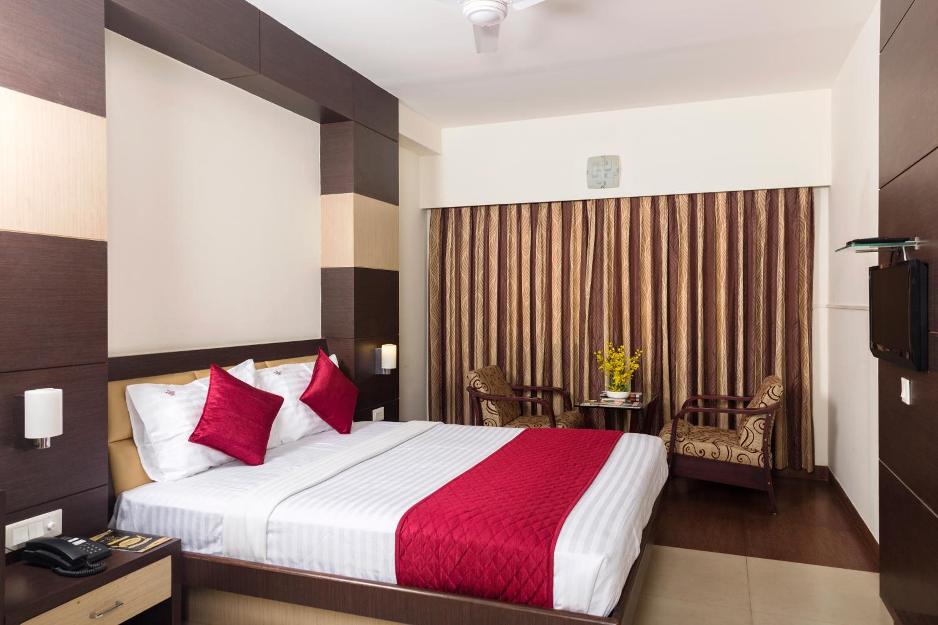 Executive Room - Photo 24