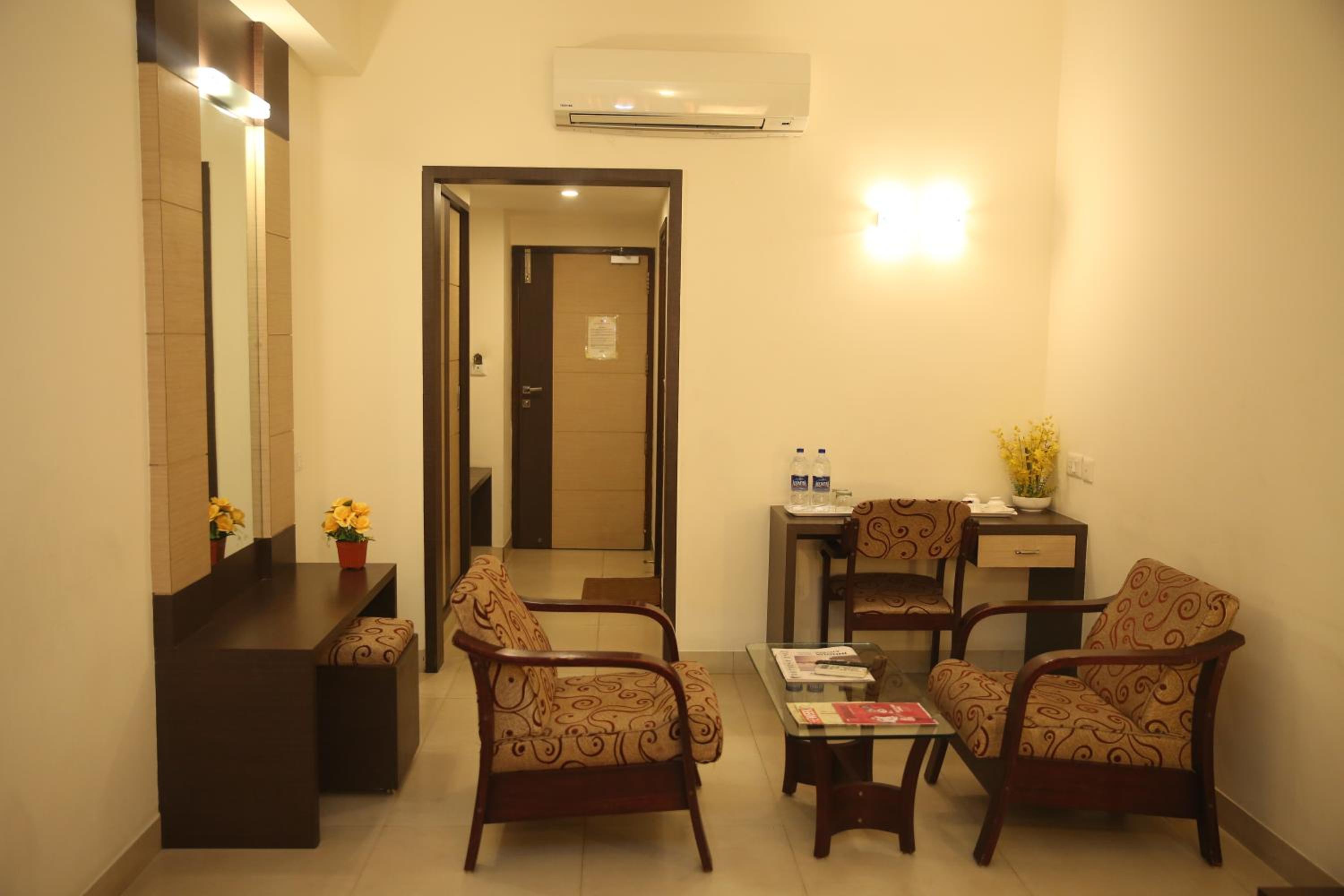 Premium Room - Photo 13
