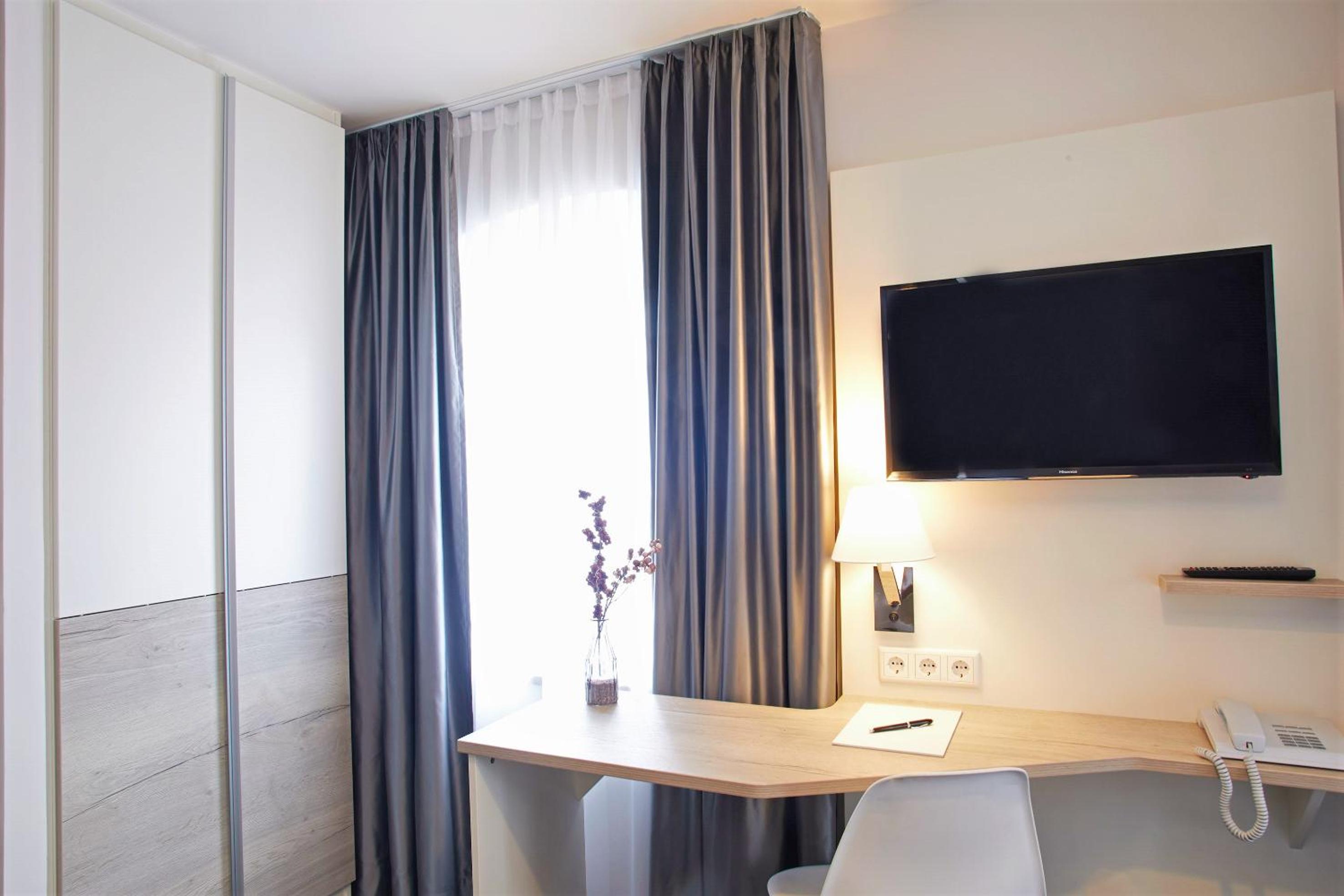 Superior Double Room - Photo 7