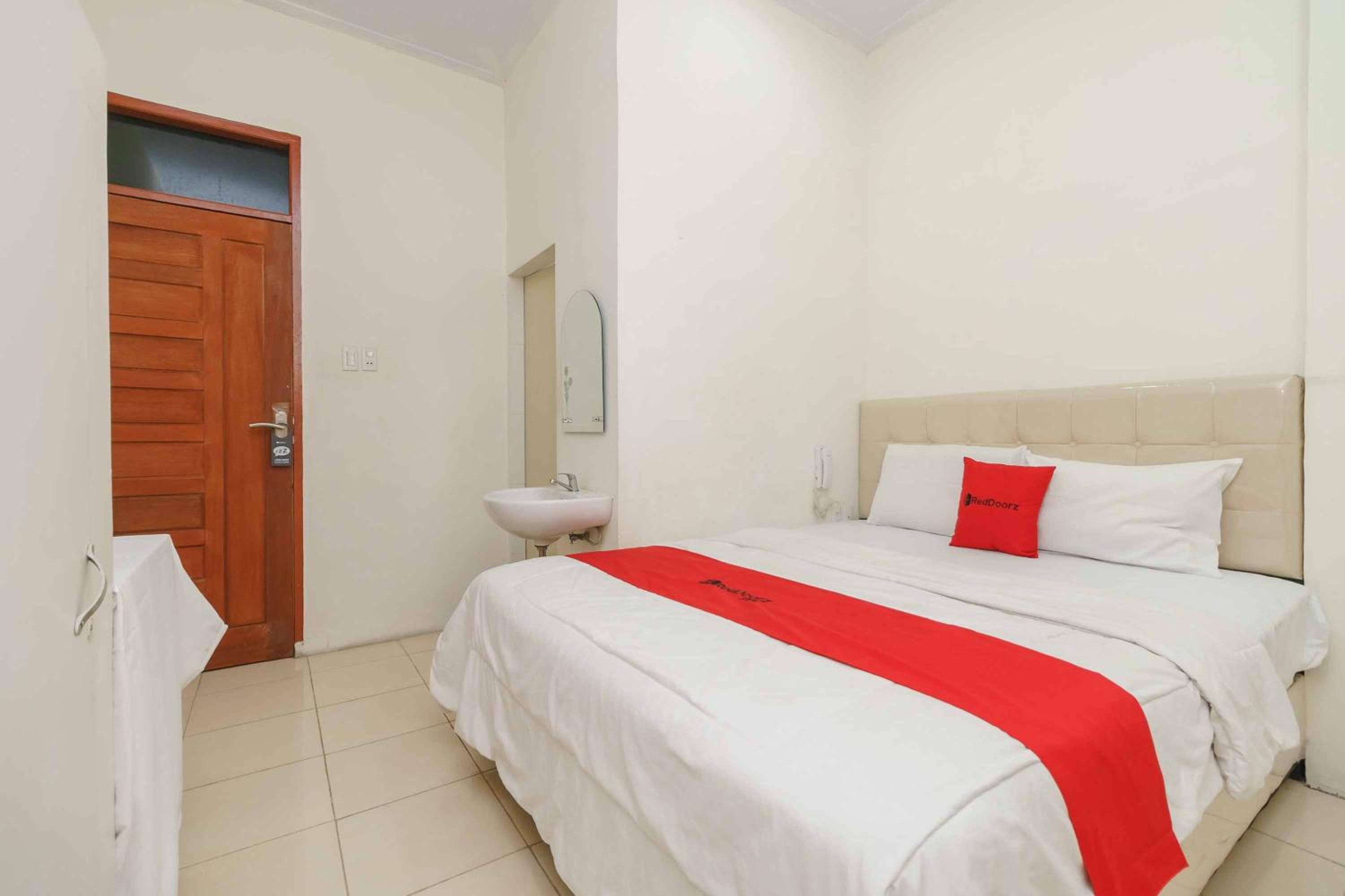 Double Room - Photo 1
