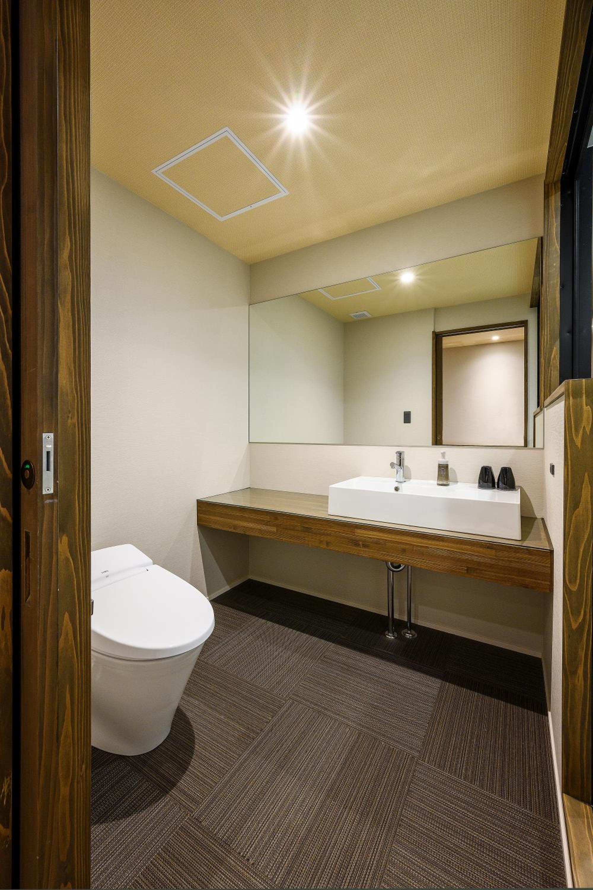 Deluxe Twin Room - Photo 6