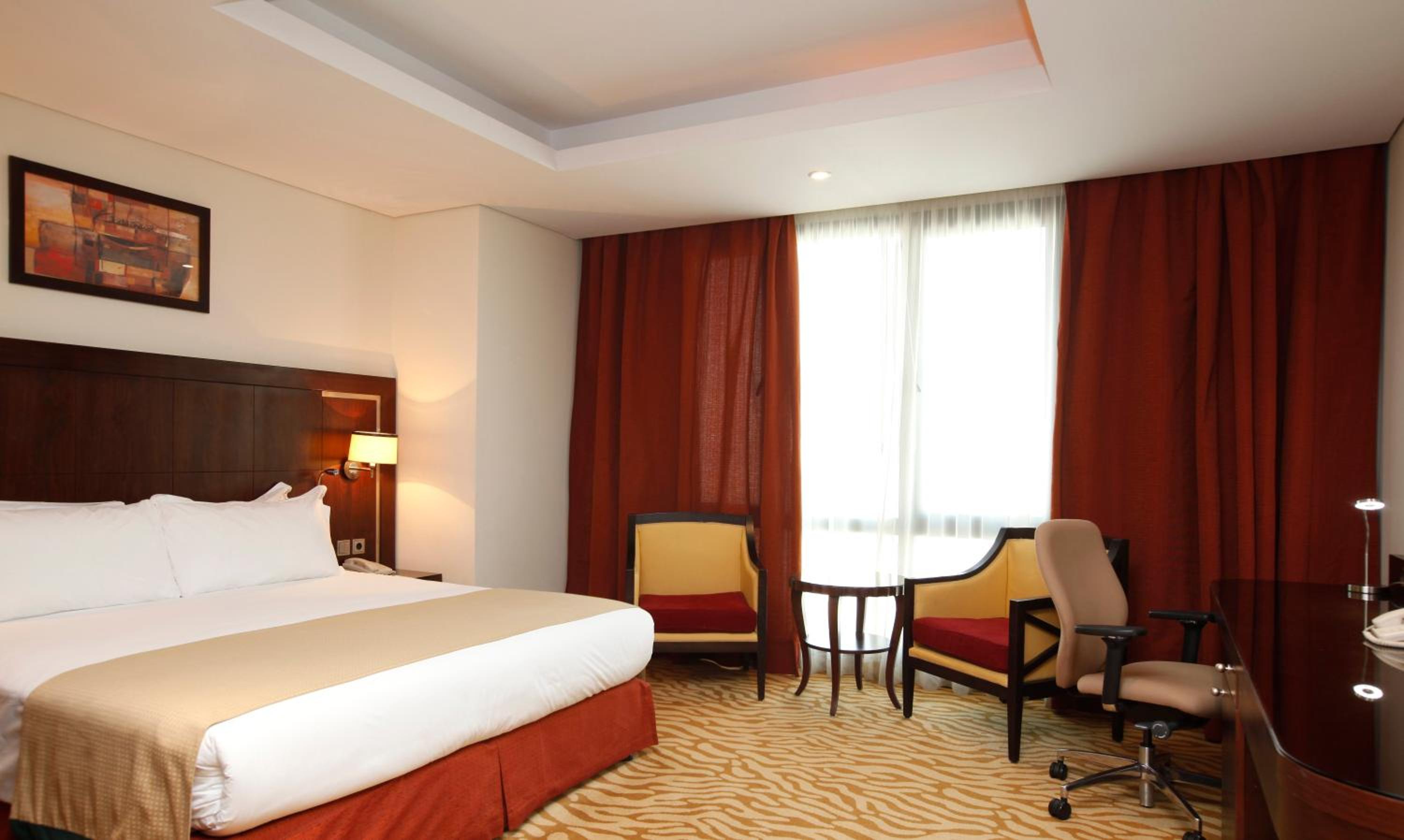 Standard King Room with Pool View