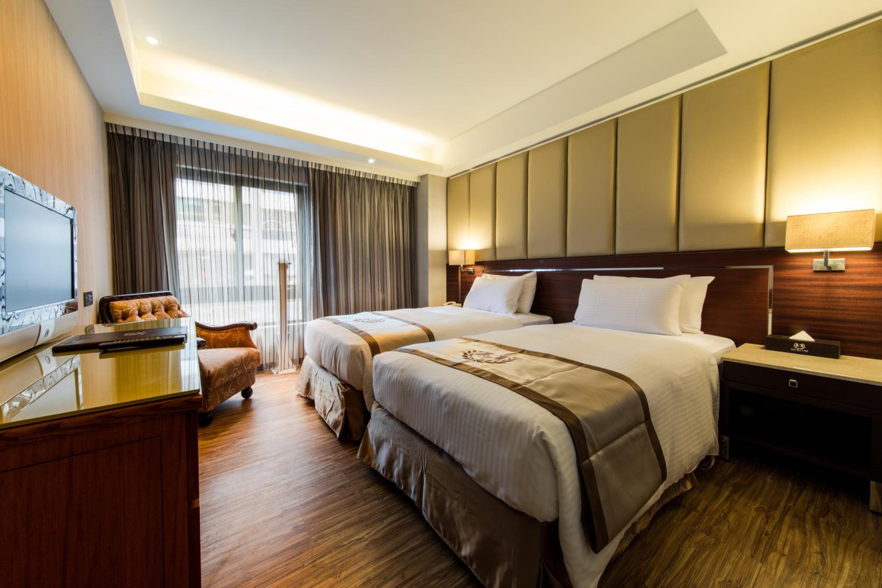 Superior Twin Room