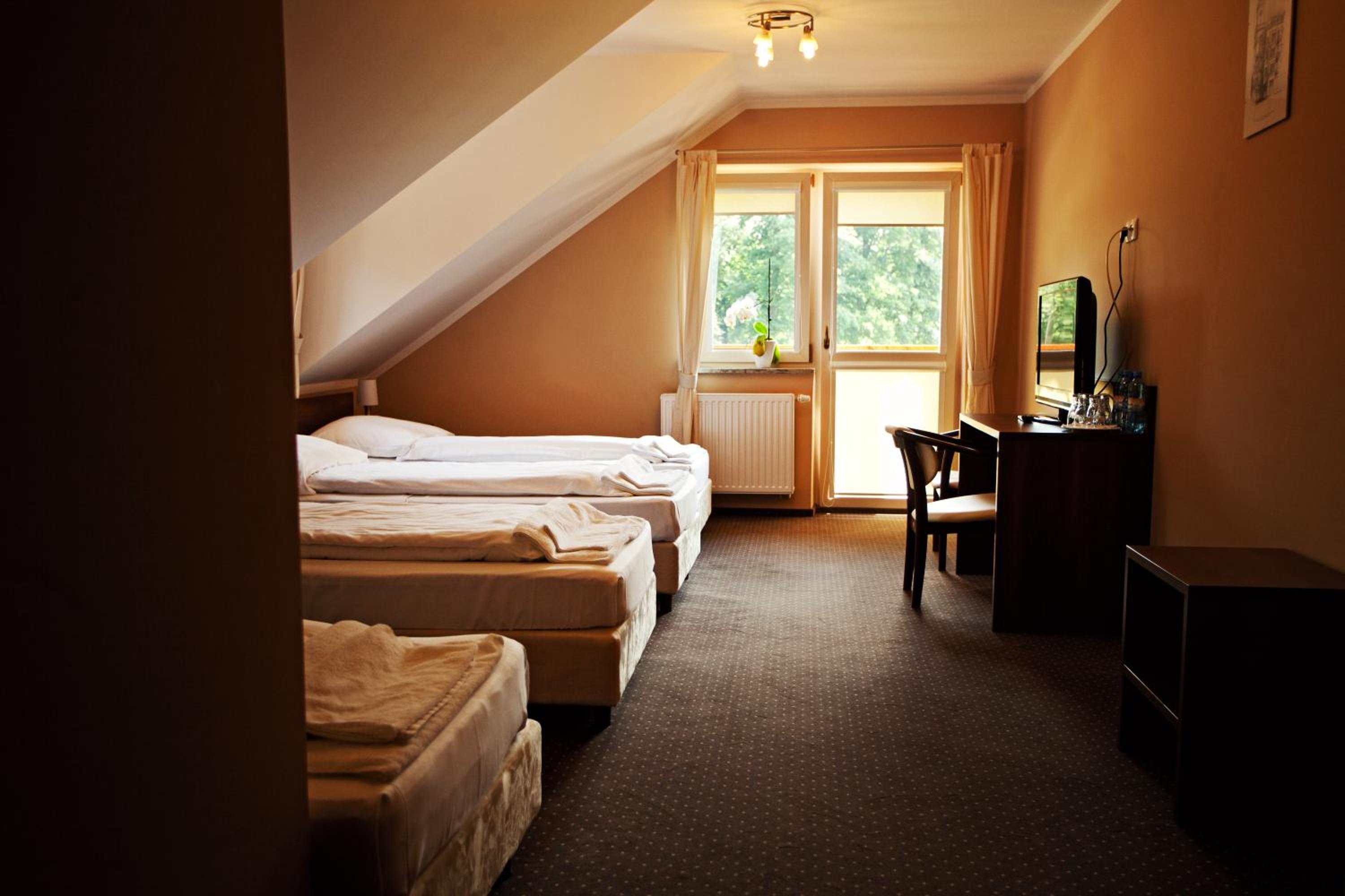 Quadruple Room - Photo 3