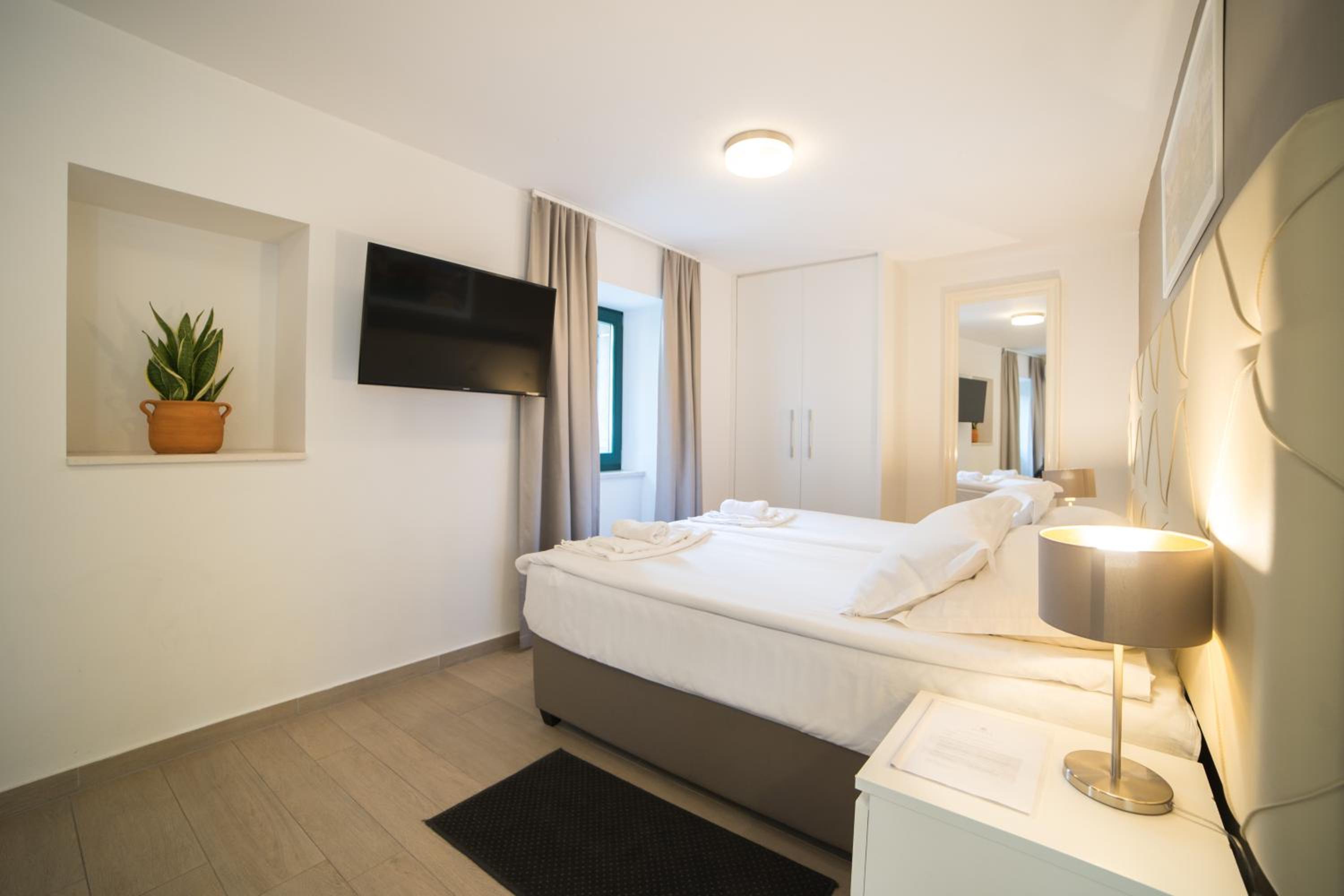 Monolocale con Balcone (3 Adulti)