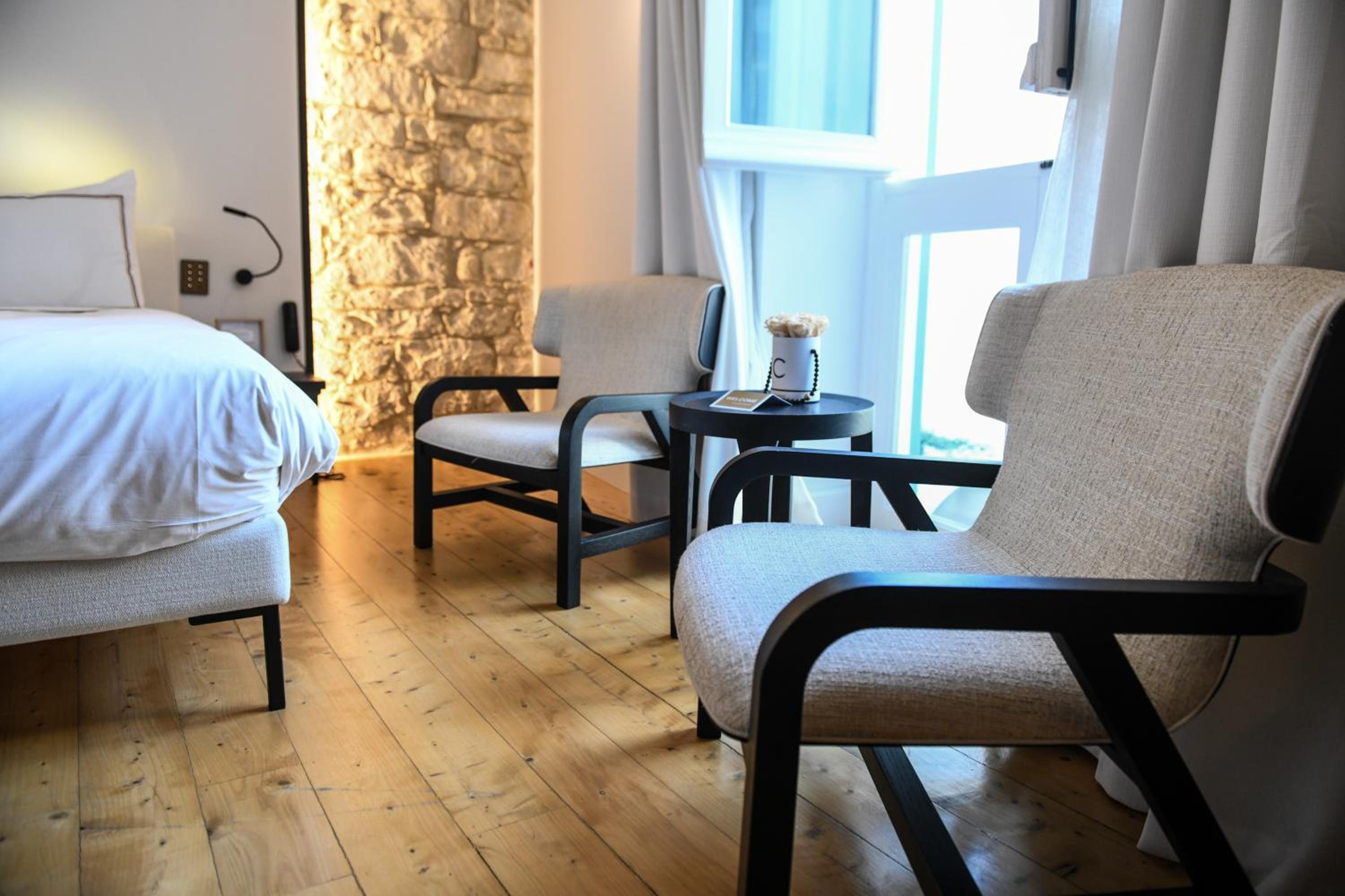 Superior Double or Twin Room - Photo 9