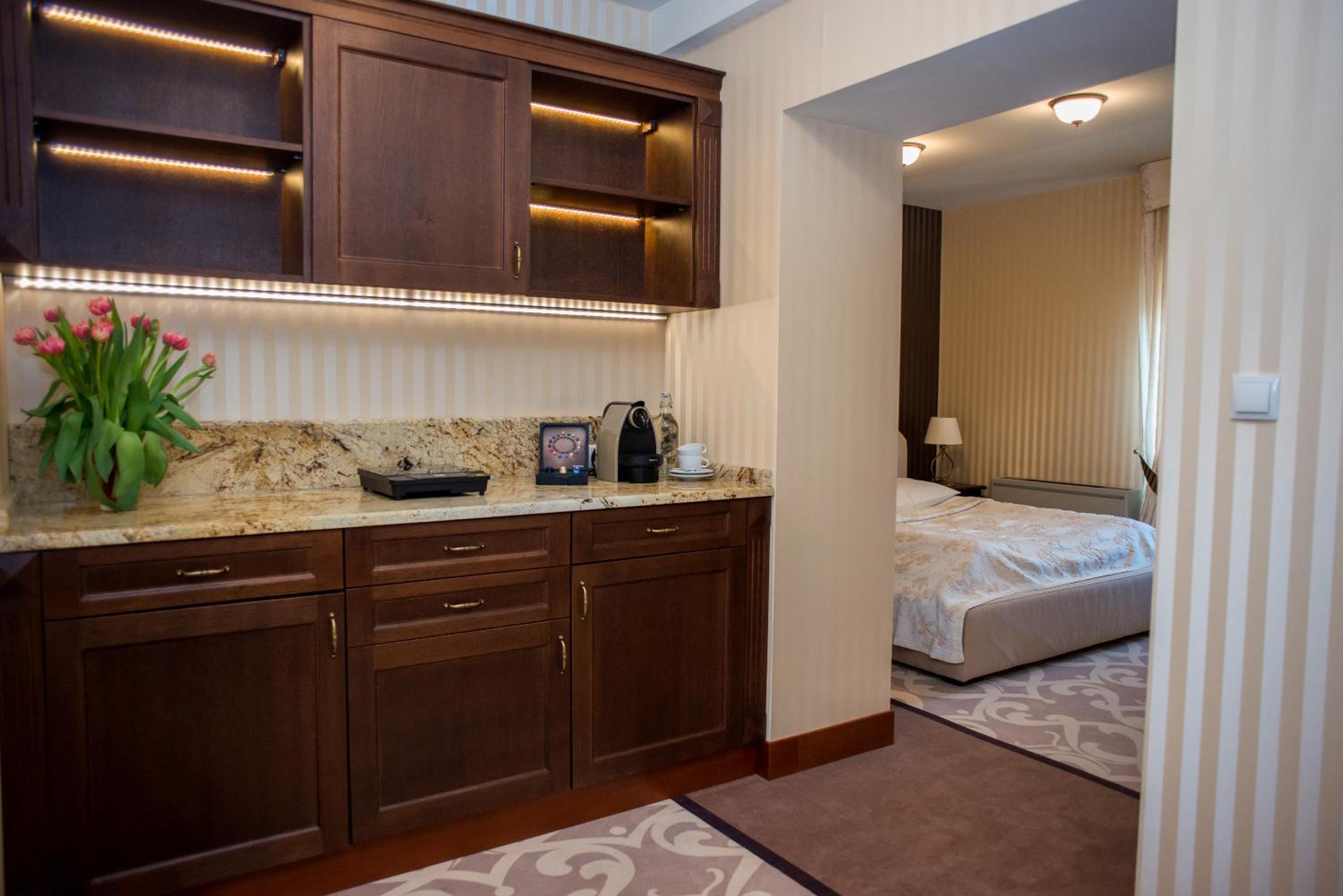 Superior King Room