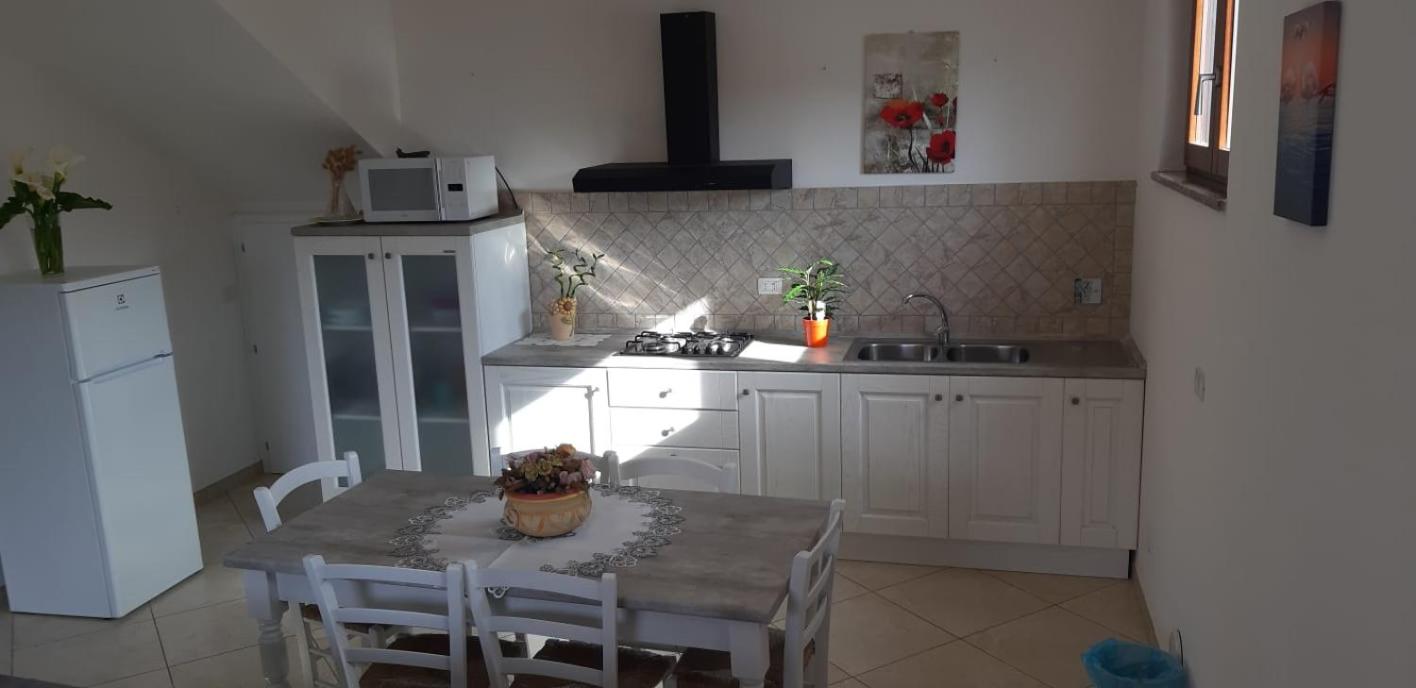 Two-Bedroom House - Photo 11