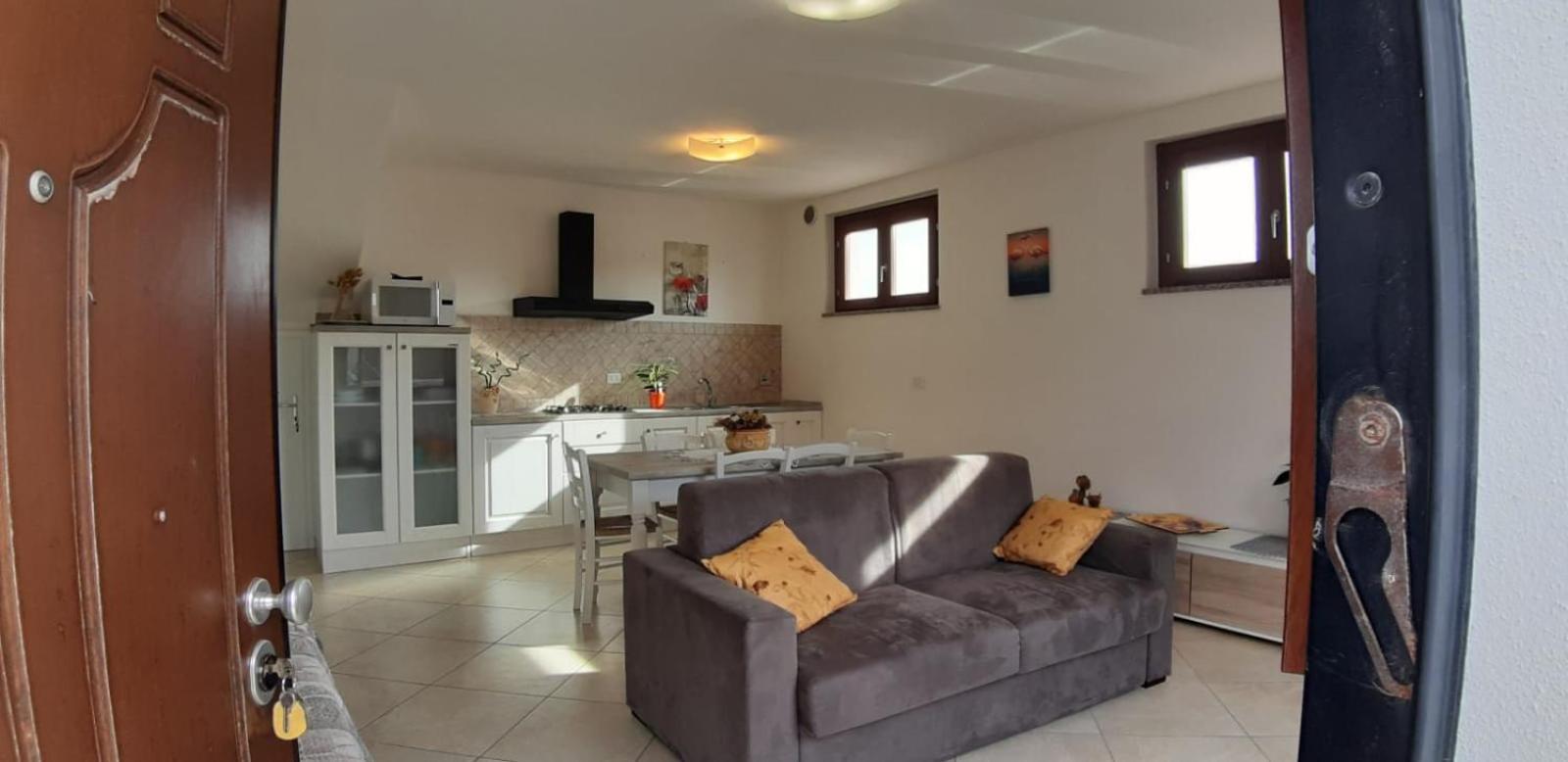 Two-Bedroom House - Photo 12