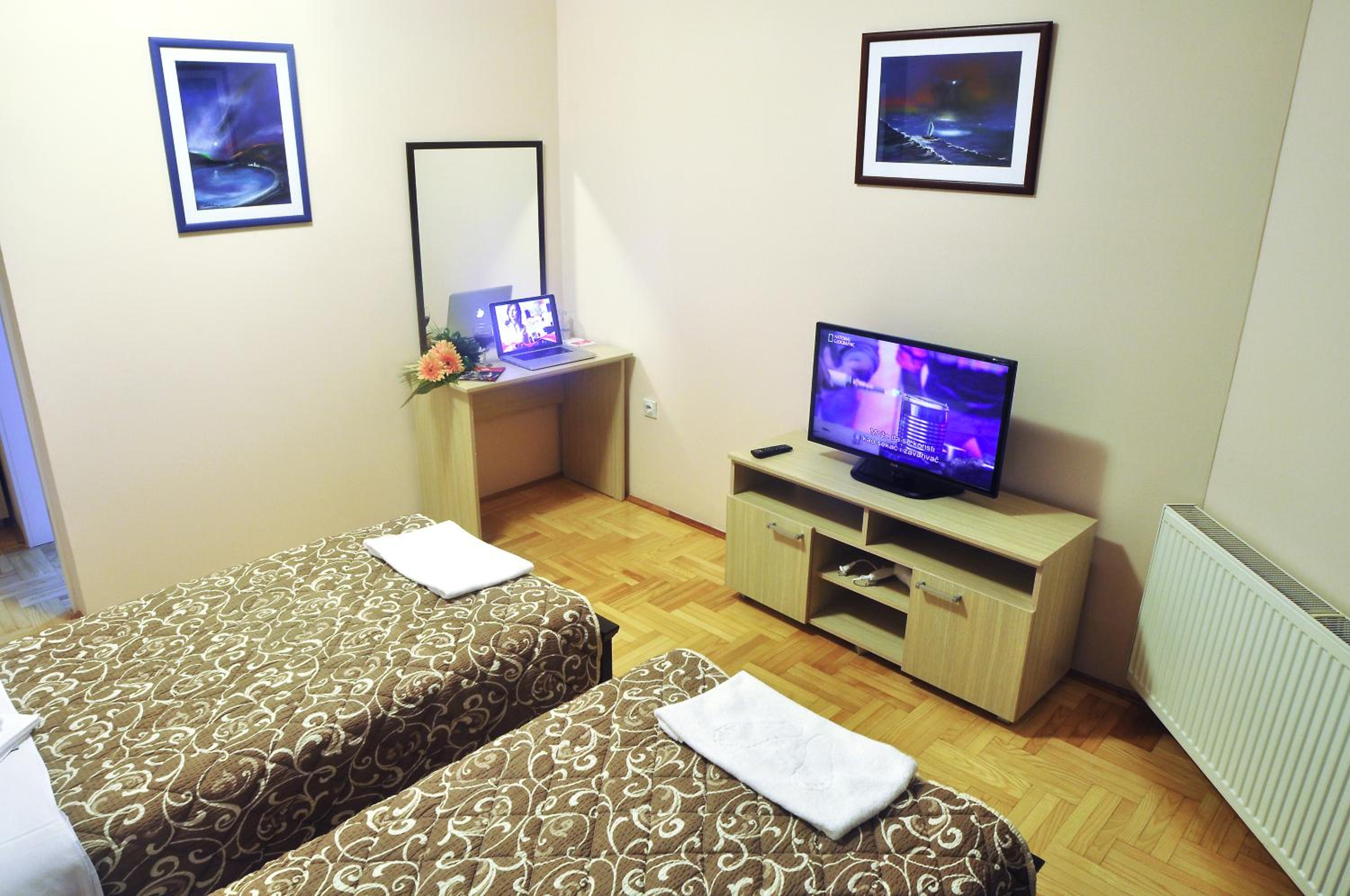 Twin Room with Balcony photo 2
