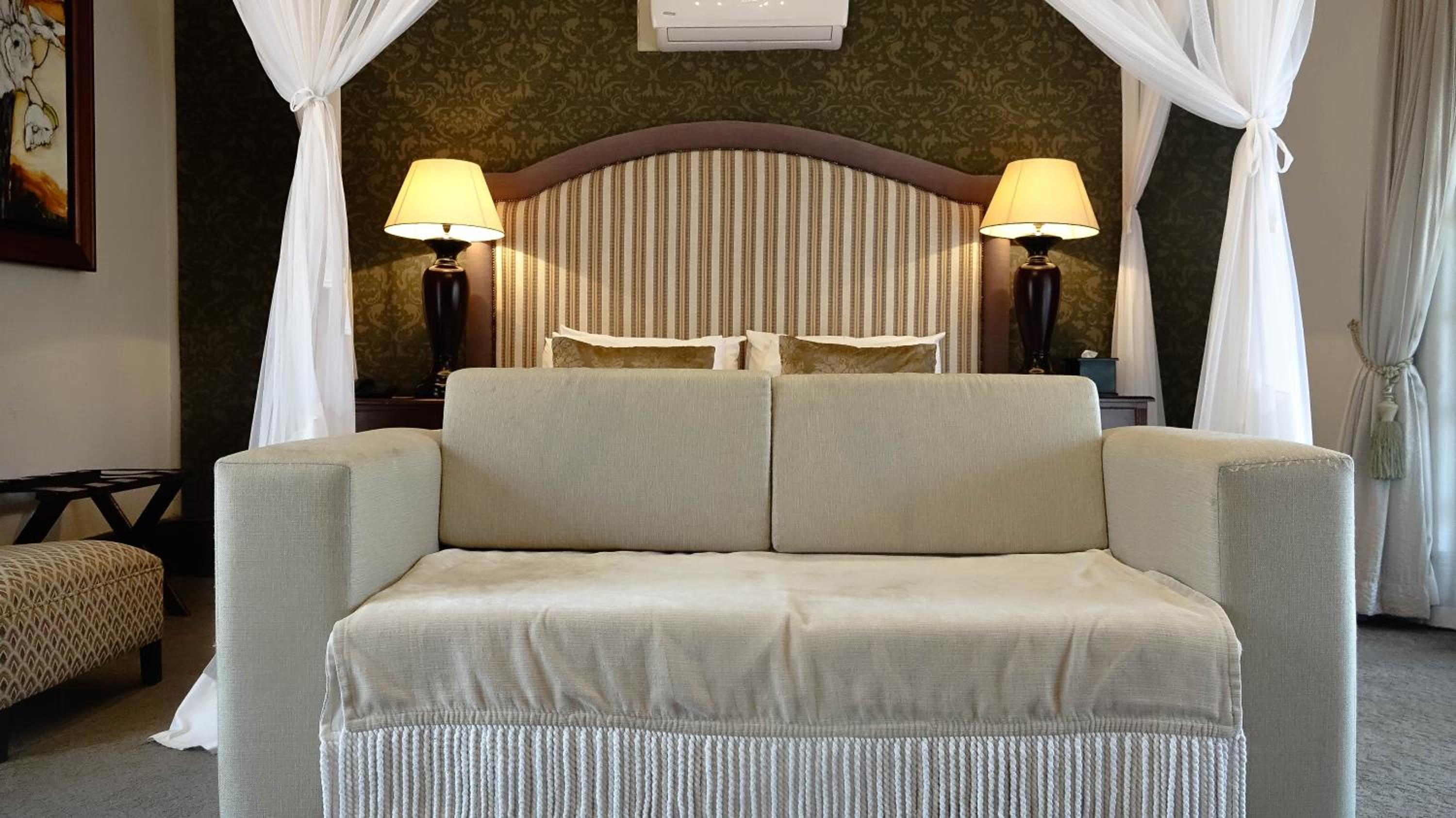 Luxury Room