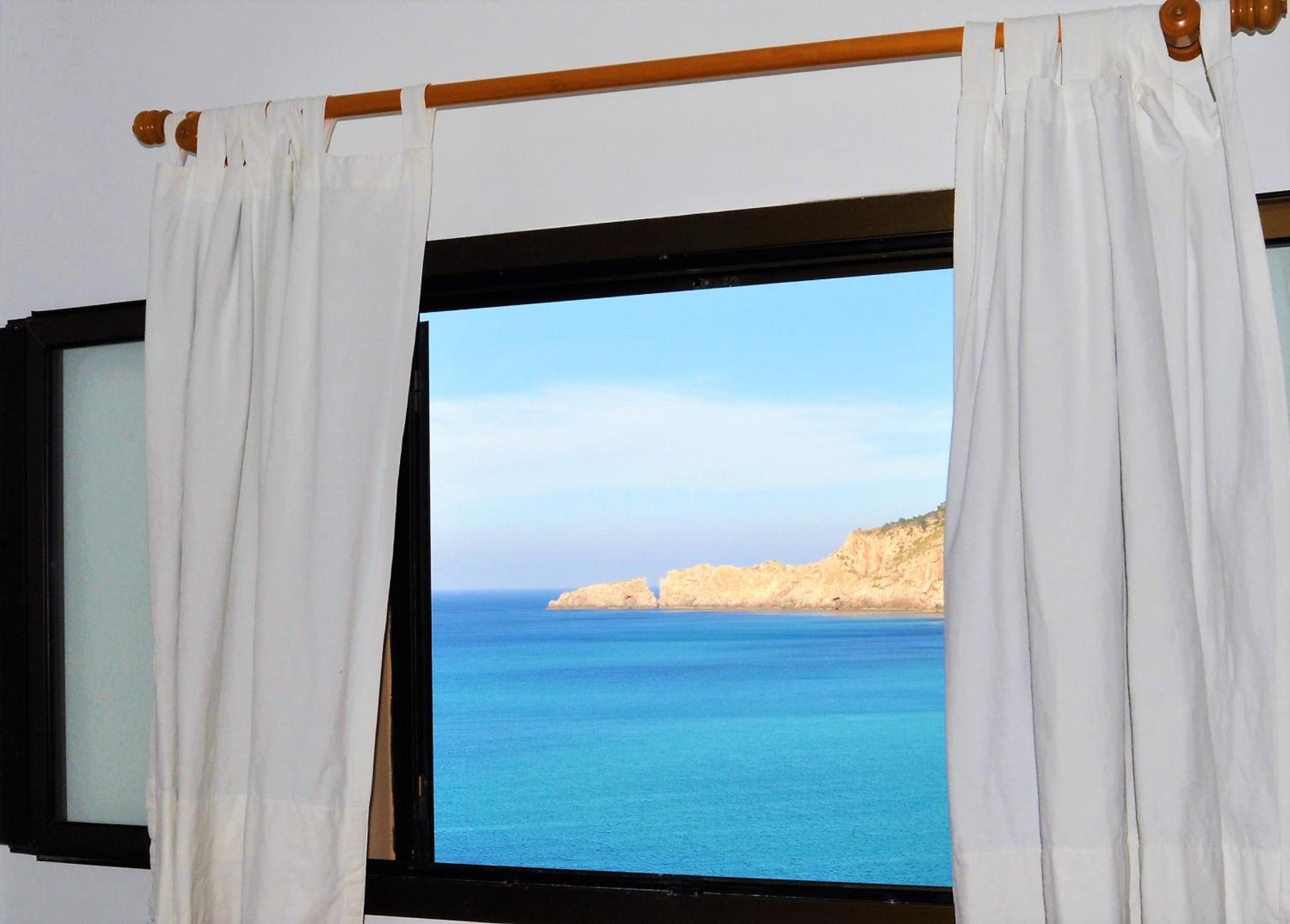 Villa with Sea View photo 2