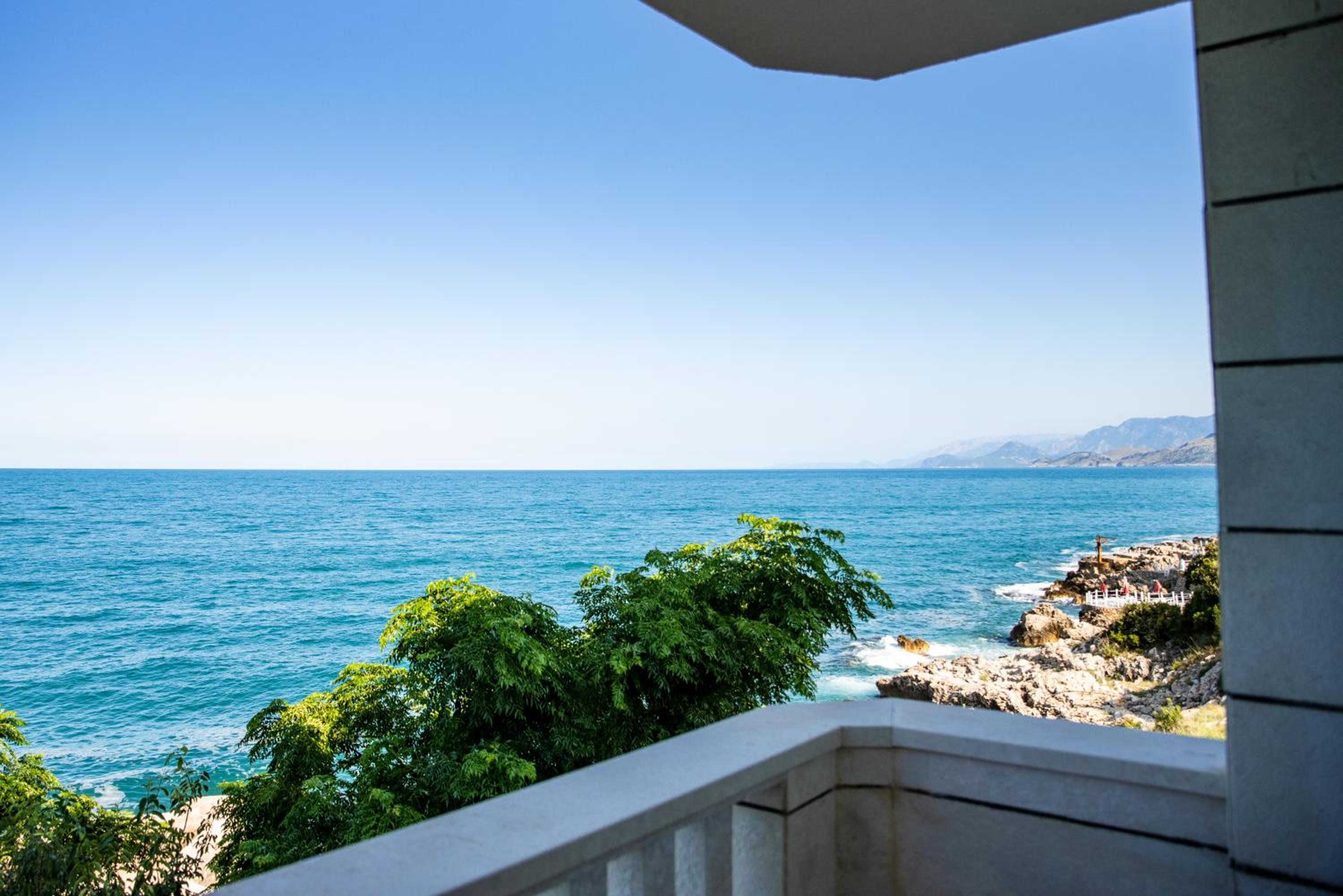Duplex Suite with Sea View - Photo 9