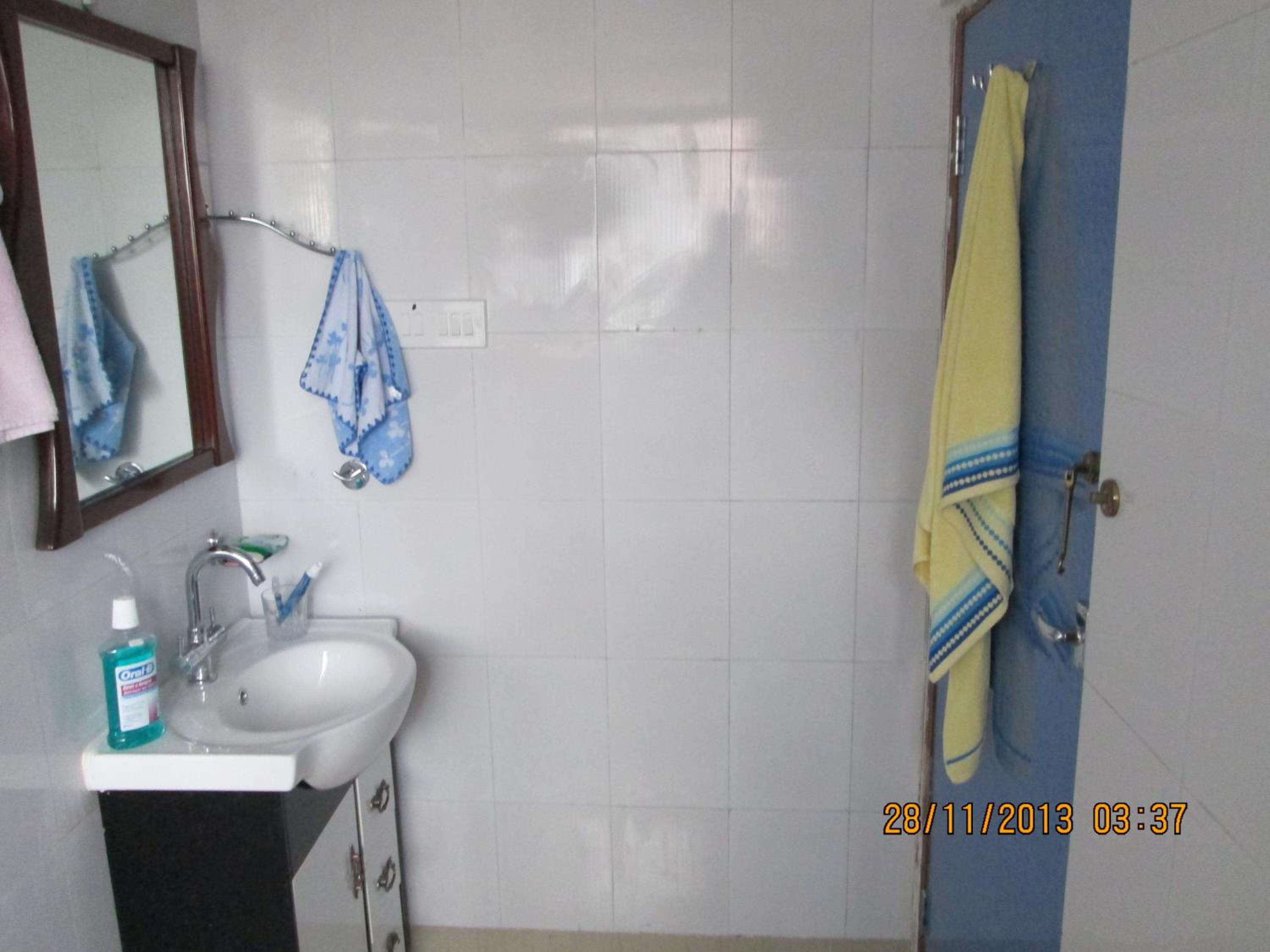 One-Bedroom Apartment - Photo 13