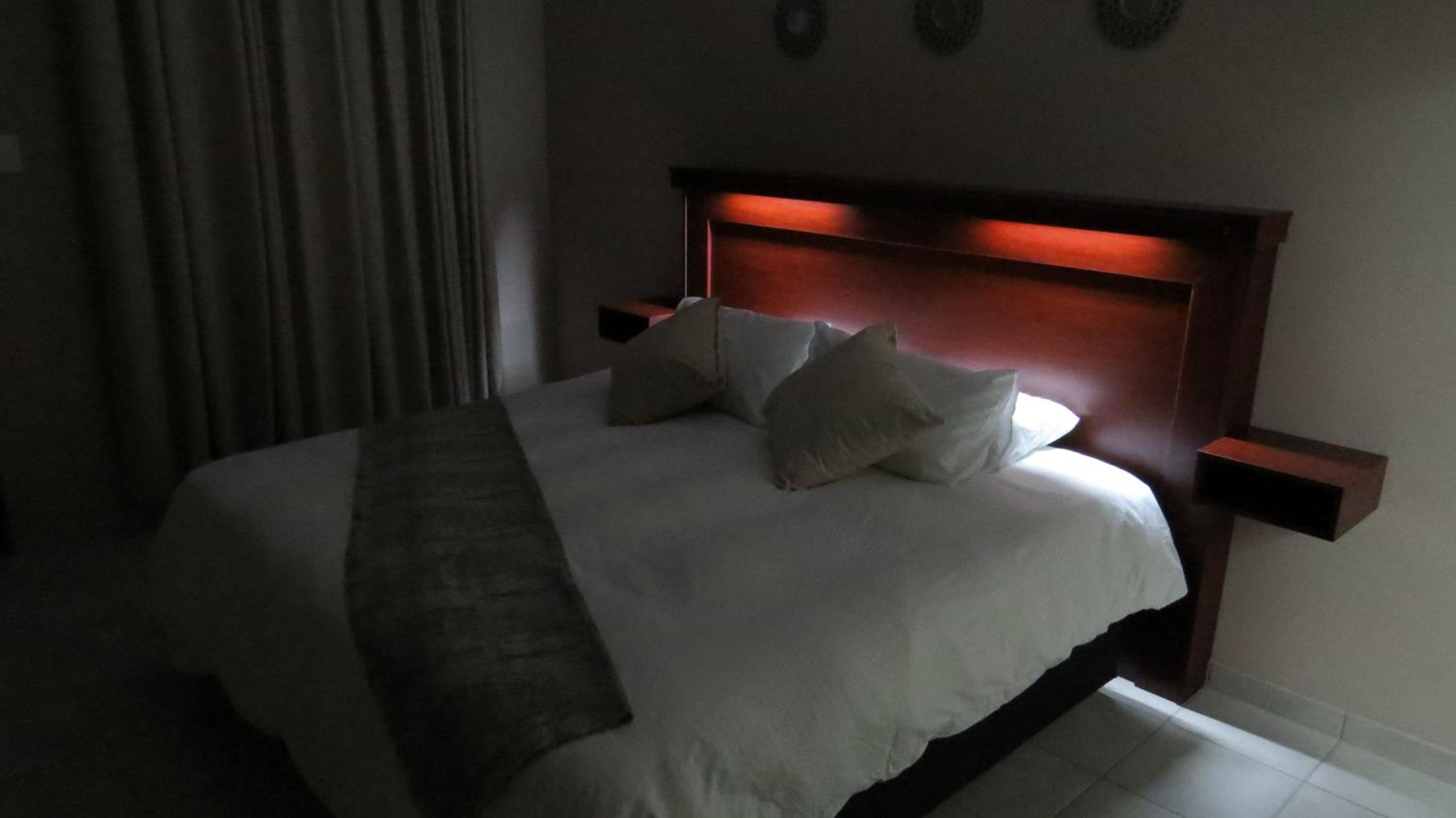 Double or Twin Room photo 2