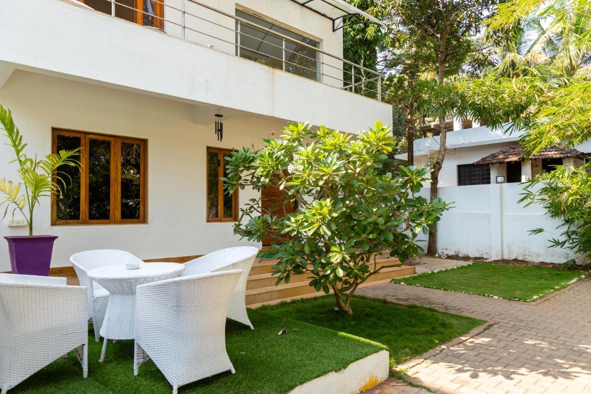 Villa with Private Pool photo 1
