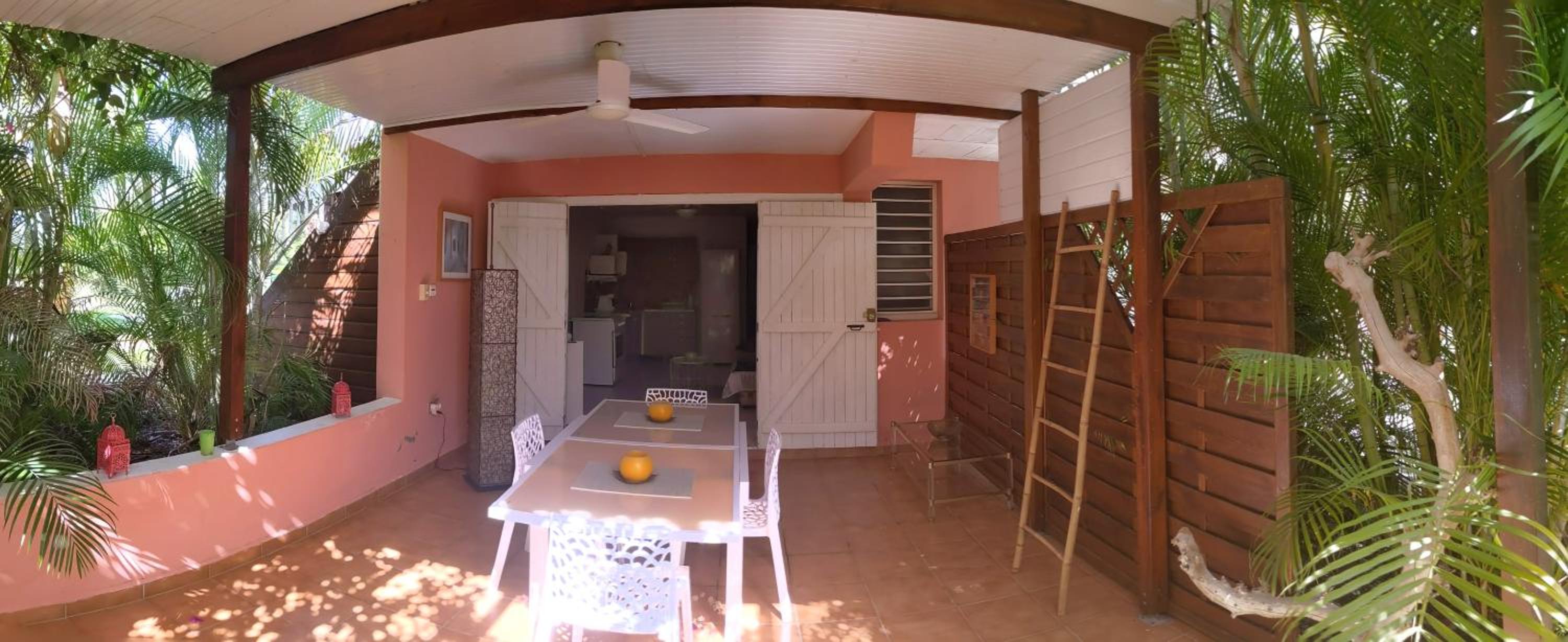 Apartment with Terrace - Photo 32