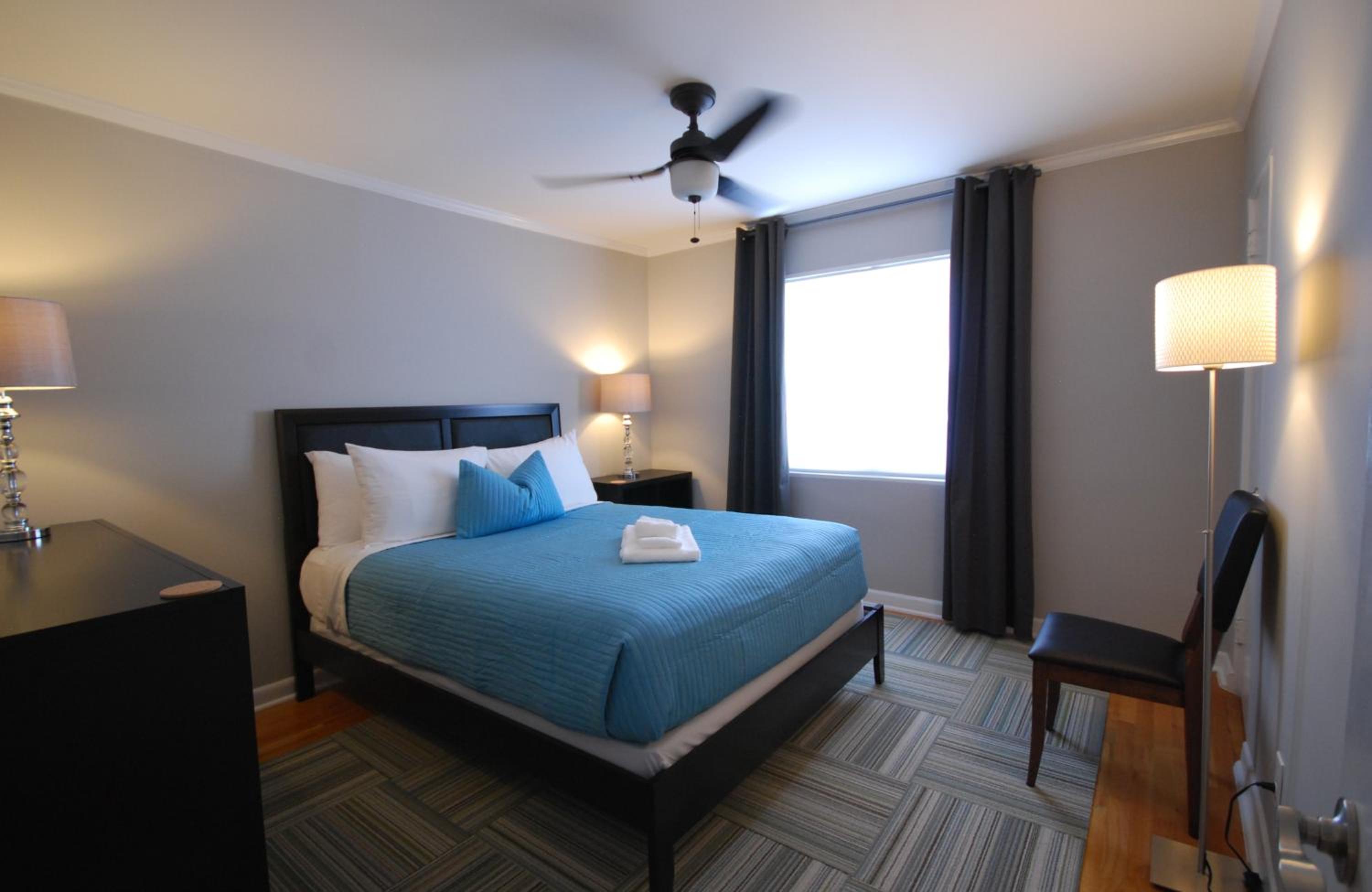 Two-Bedroom Standard Apartment - Photo 4