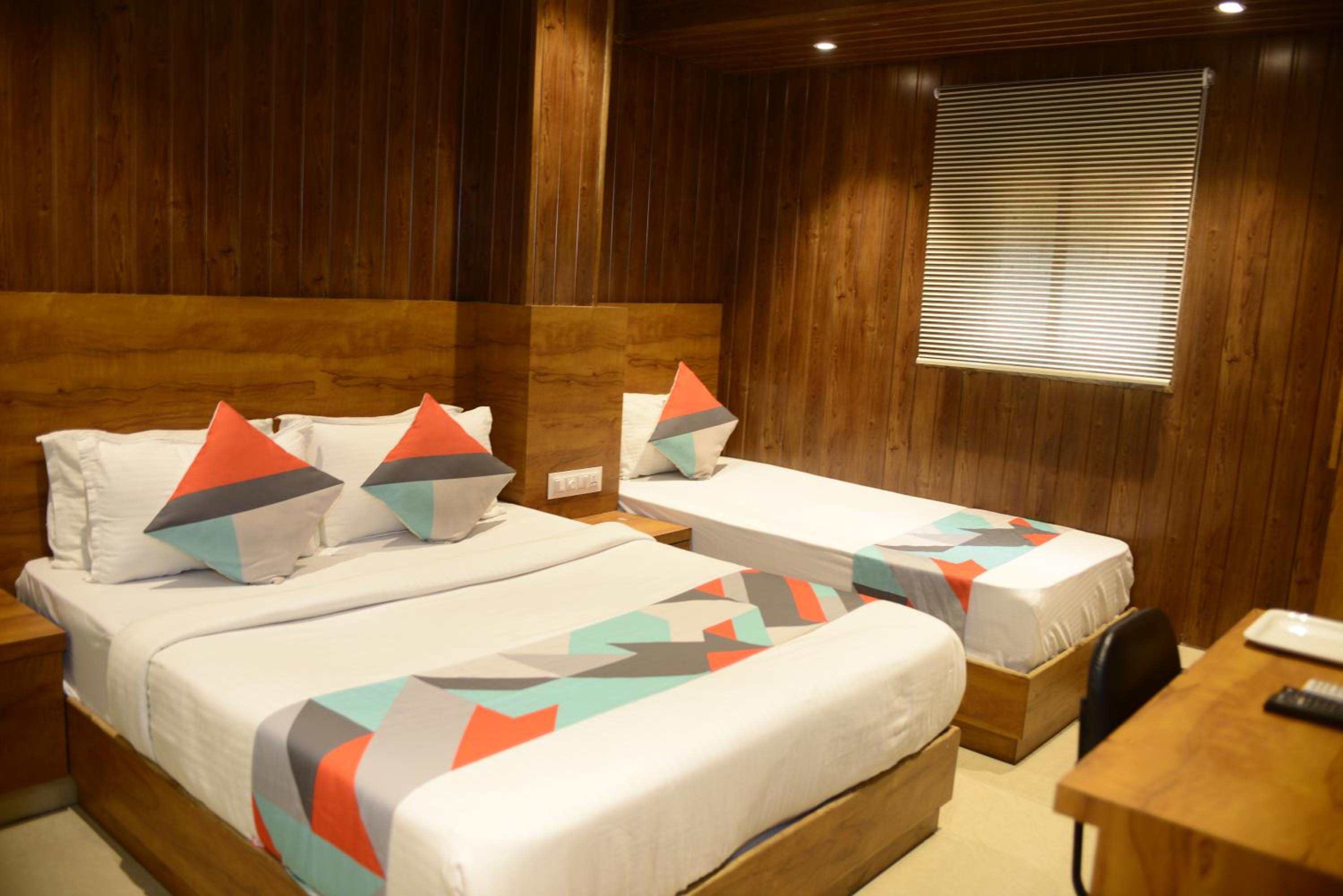 Deluxe Triple Room - Photo 8