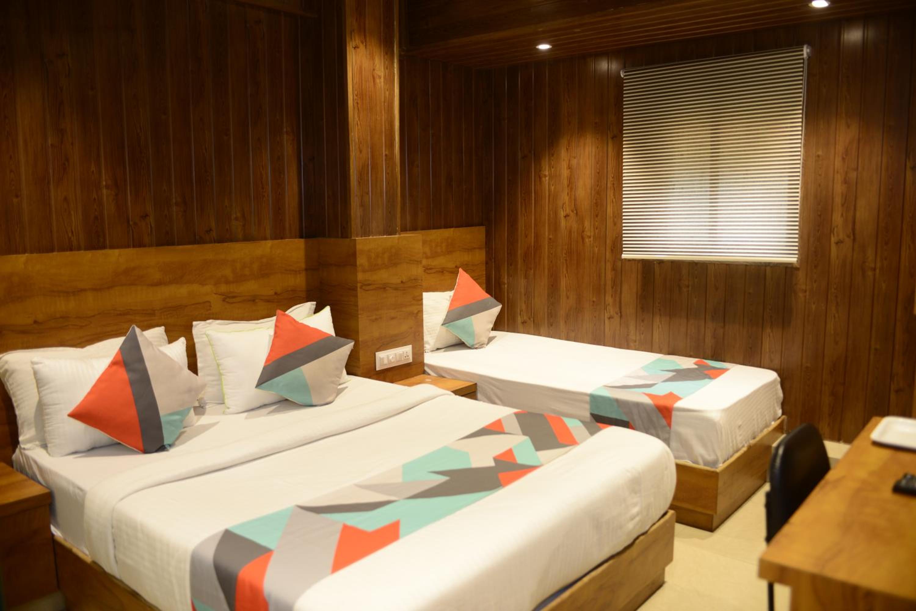 Deluxe Triple Room - Photo 5