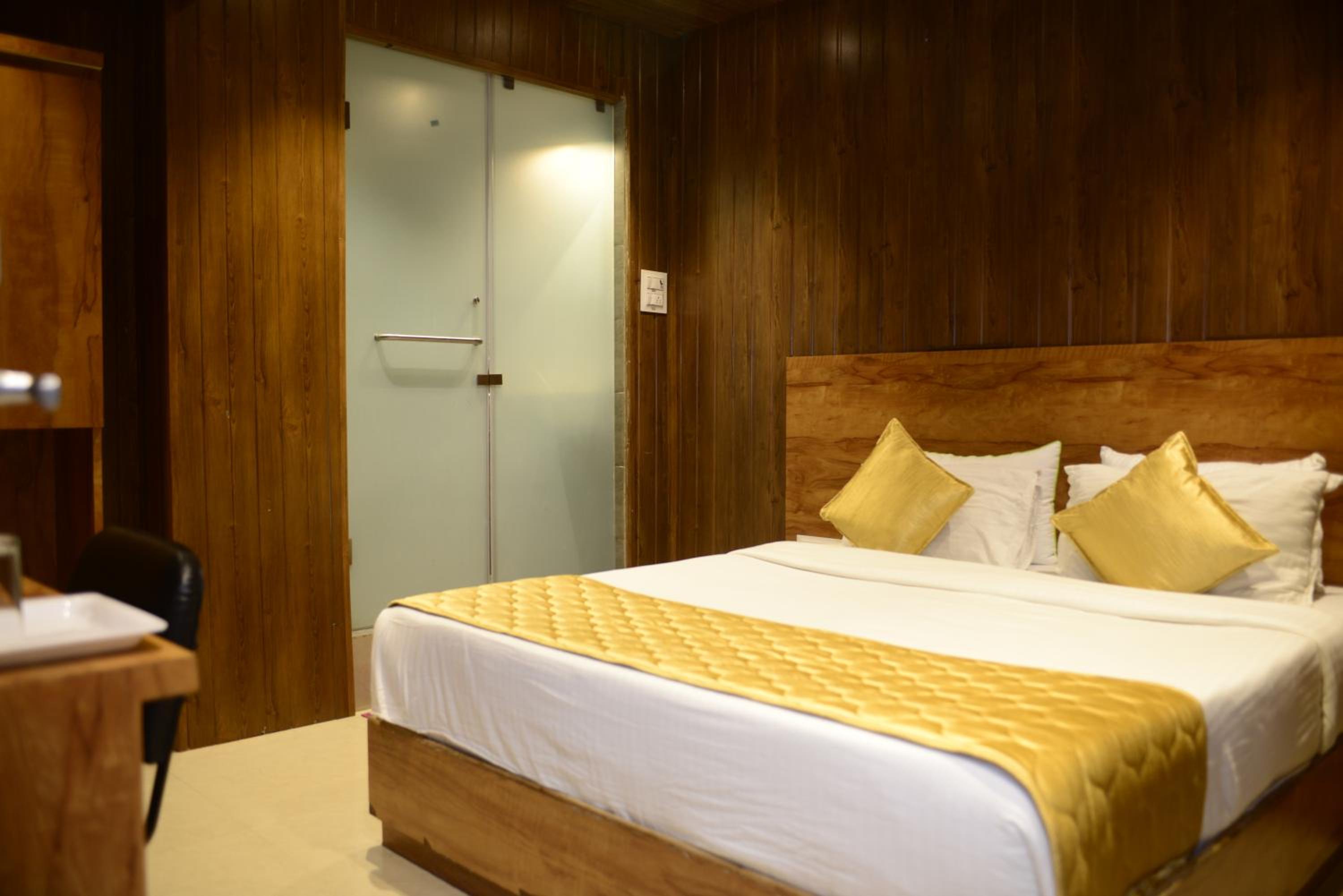 Deluxe Double Room - Photo 5