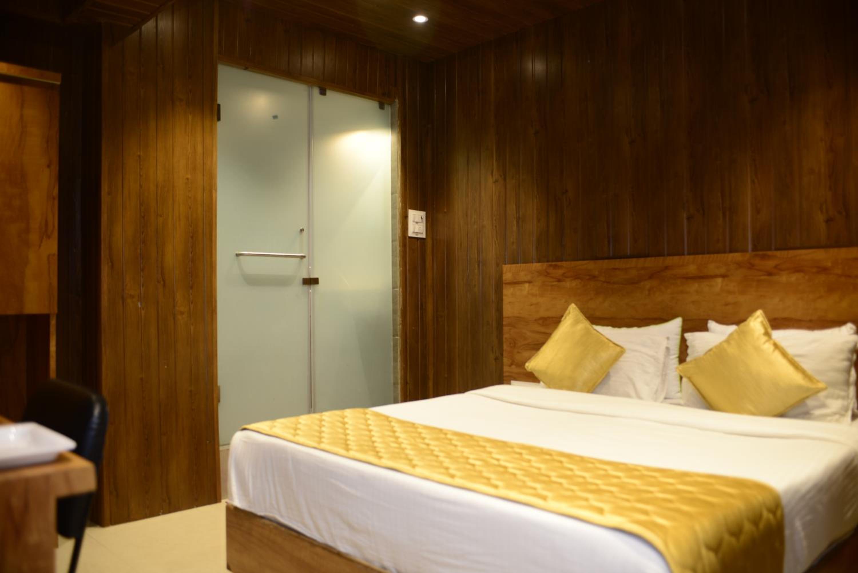 Deluxe Double Room - Photo 3
