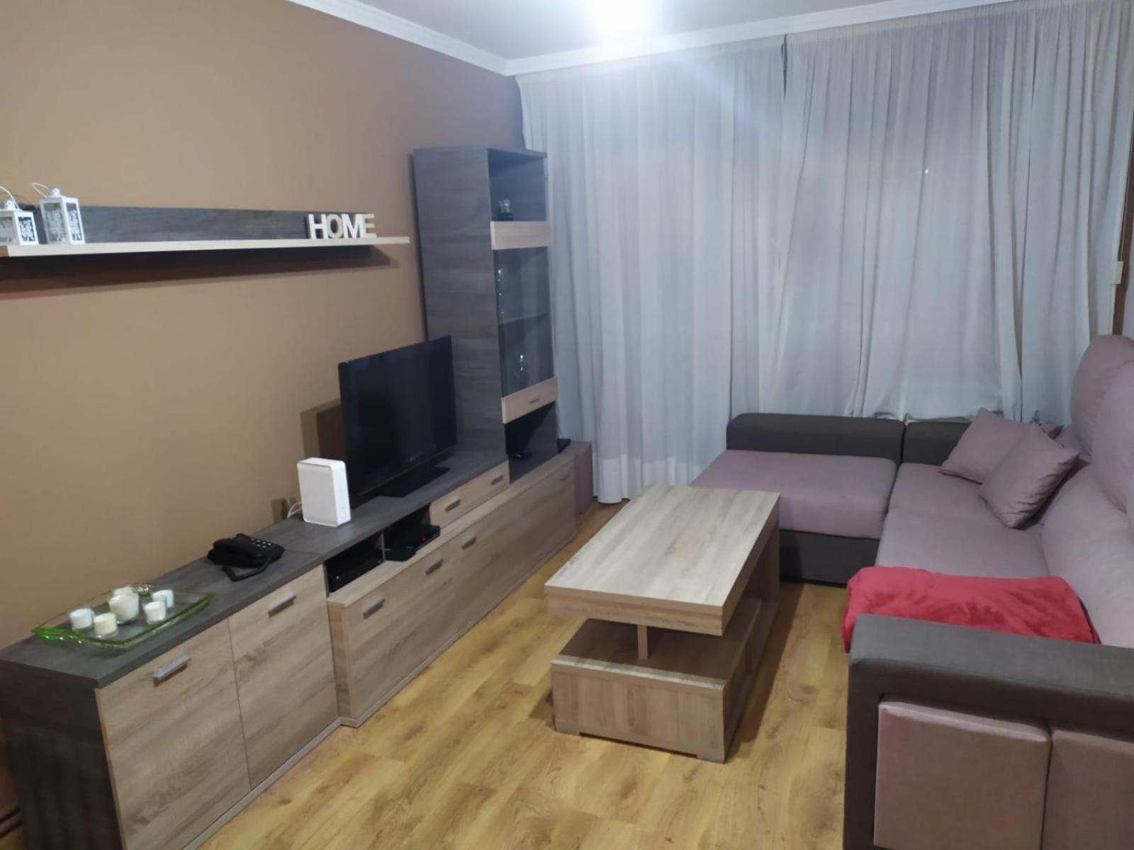 Three-Bedroom Apartment - Photo 23