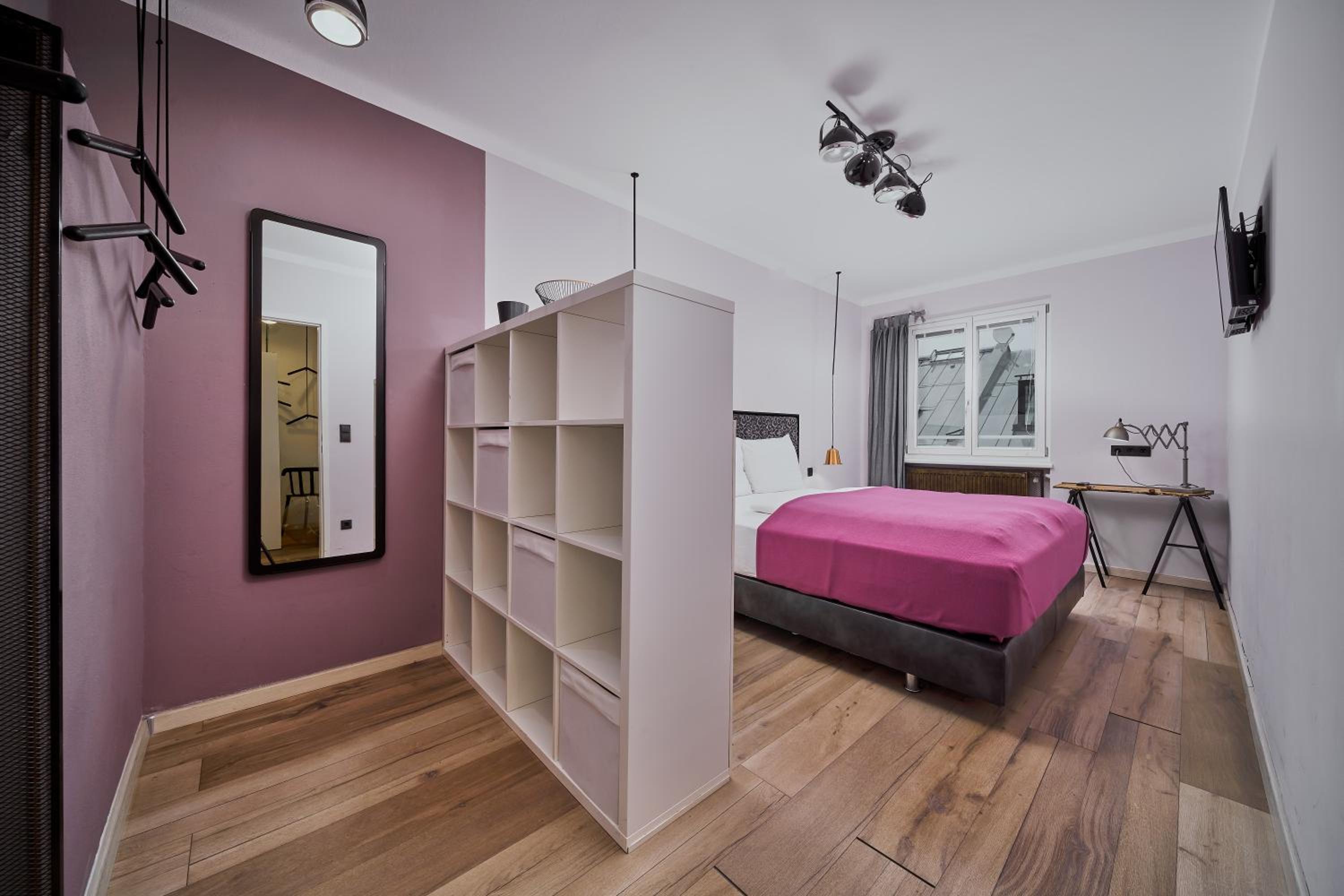 Three-Bedroom Apartment with Balcony and City View photo 3