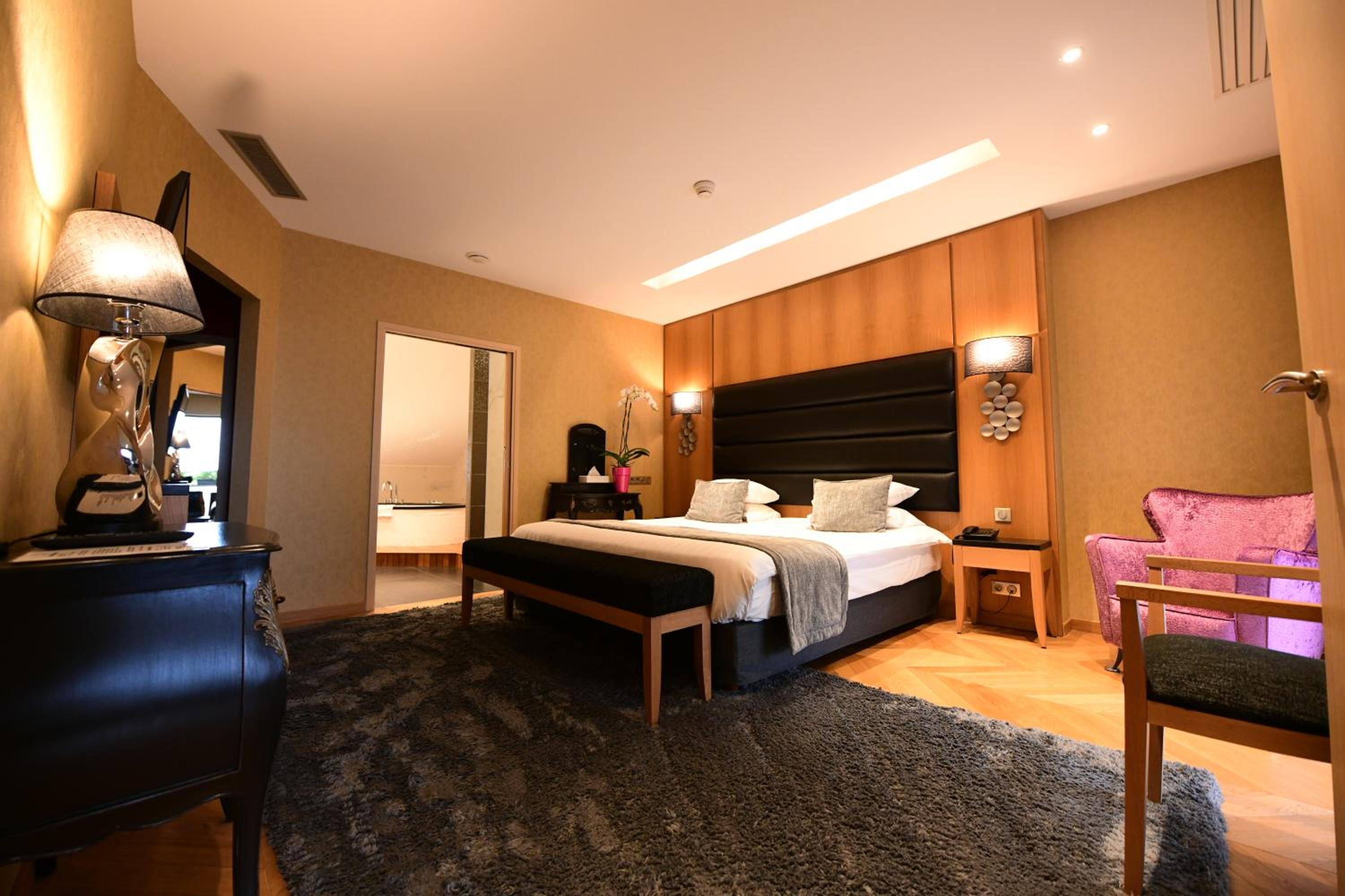 Junior Suite - Photo 10