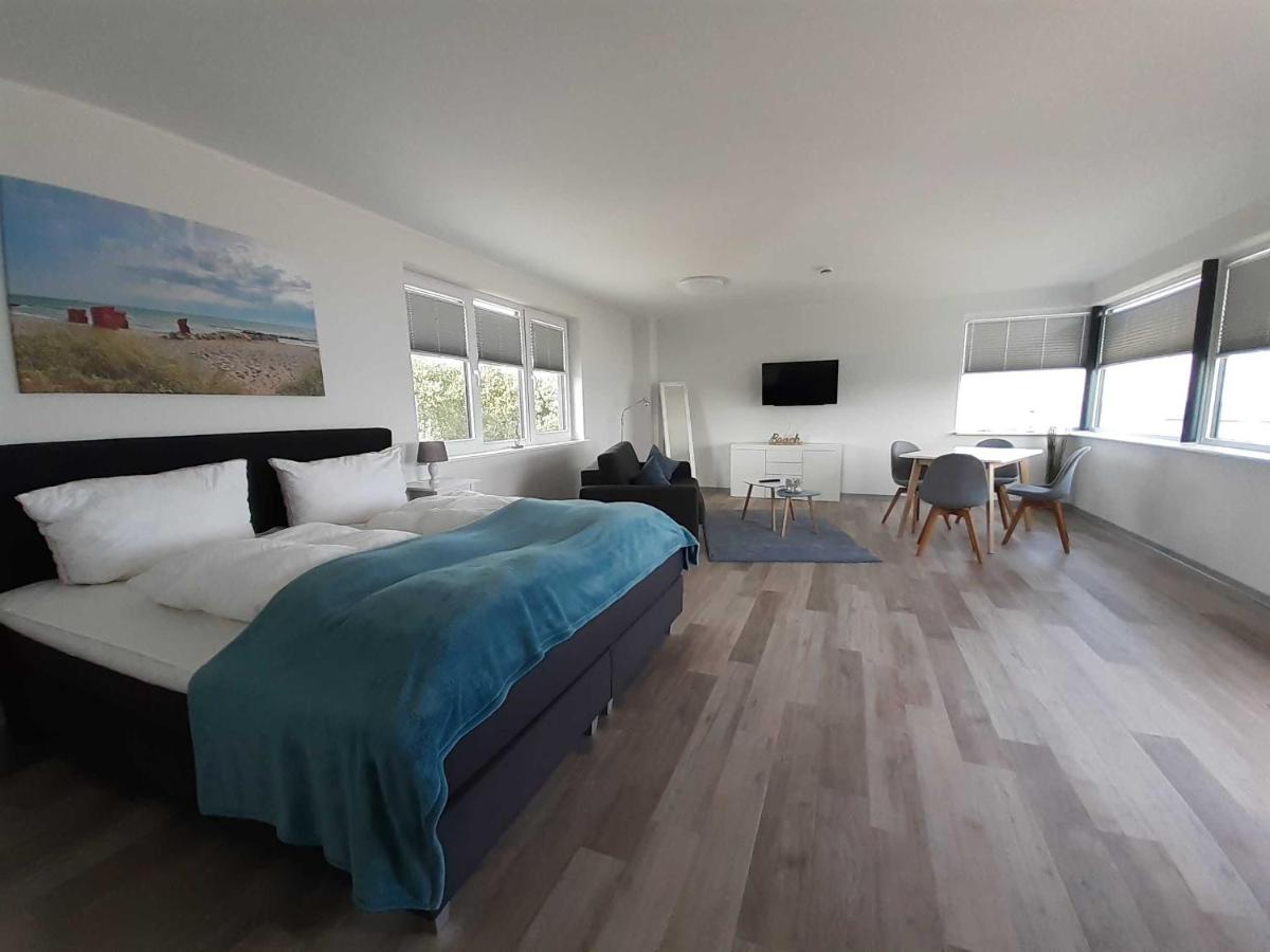 Apartment with Terrace photo 1