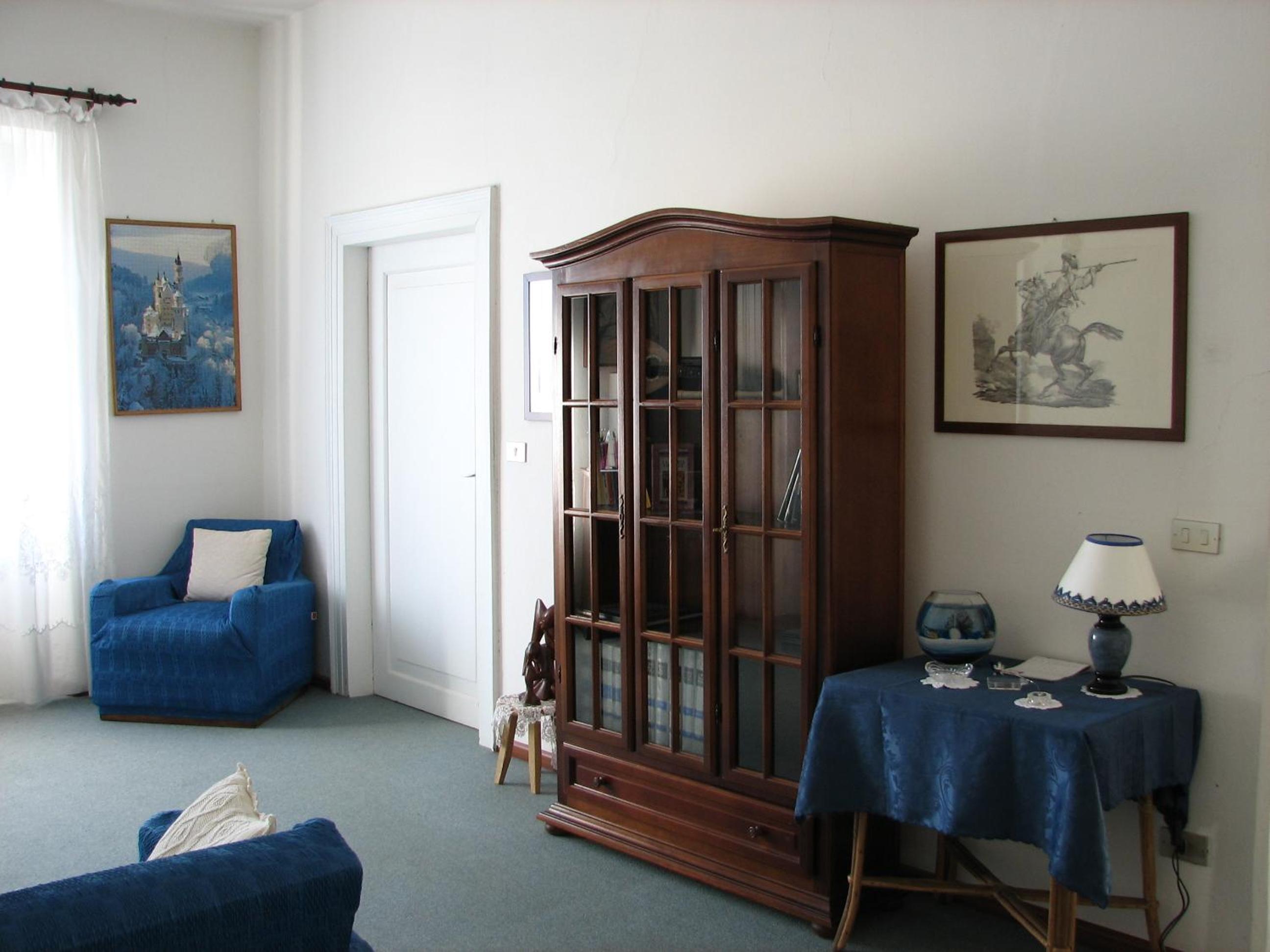 Triple Room with Shared Bathroom photo 1