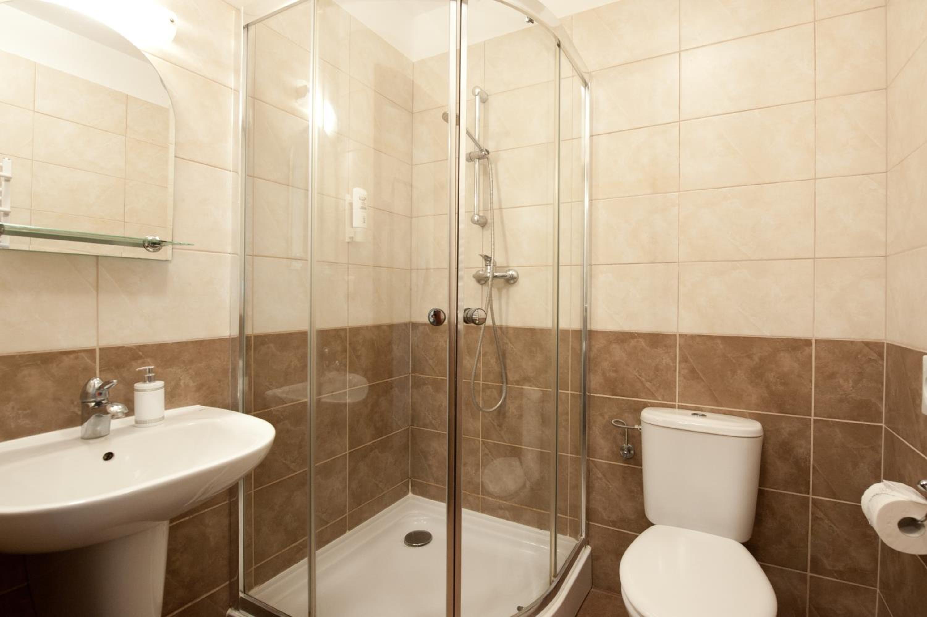 Double or Twin Room with Balcony photo 2