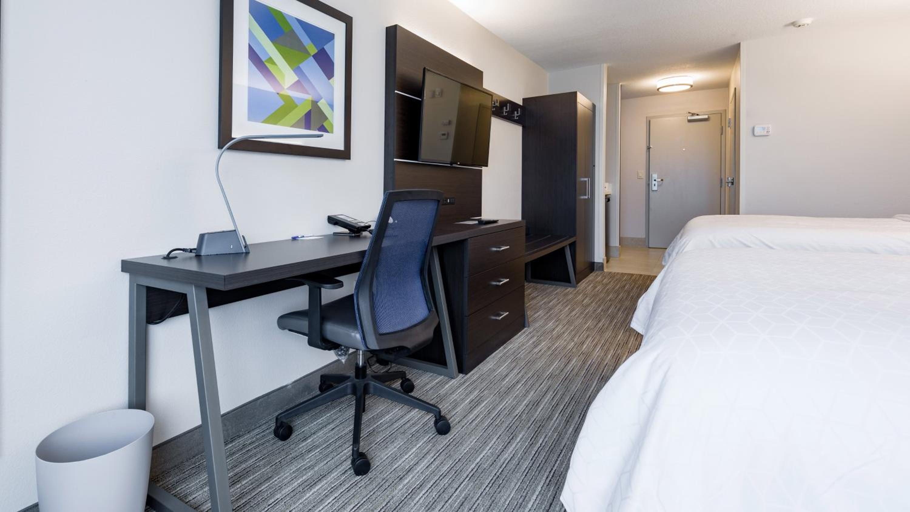 Standard Queen Room with Two Queen Beds - Photo 1
