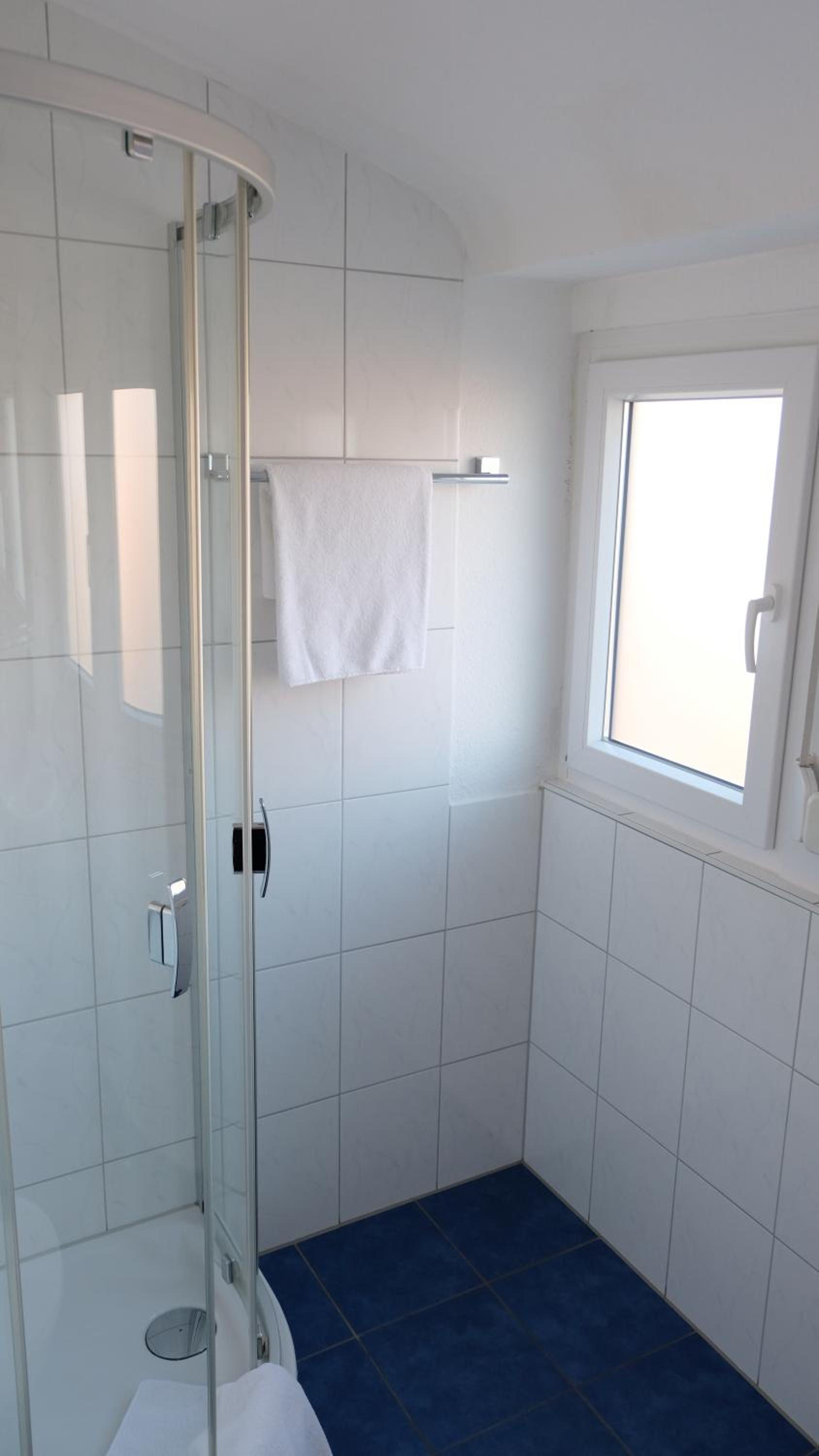 Double Room - Photo 21