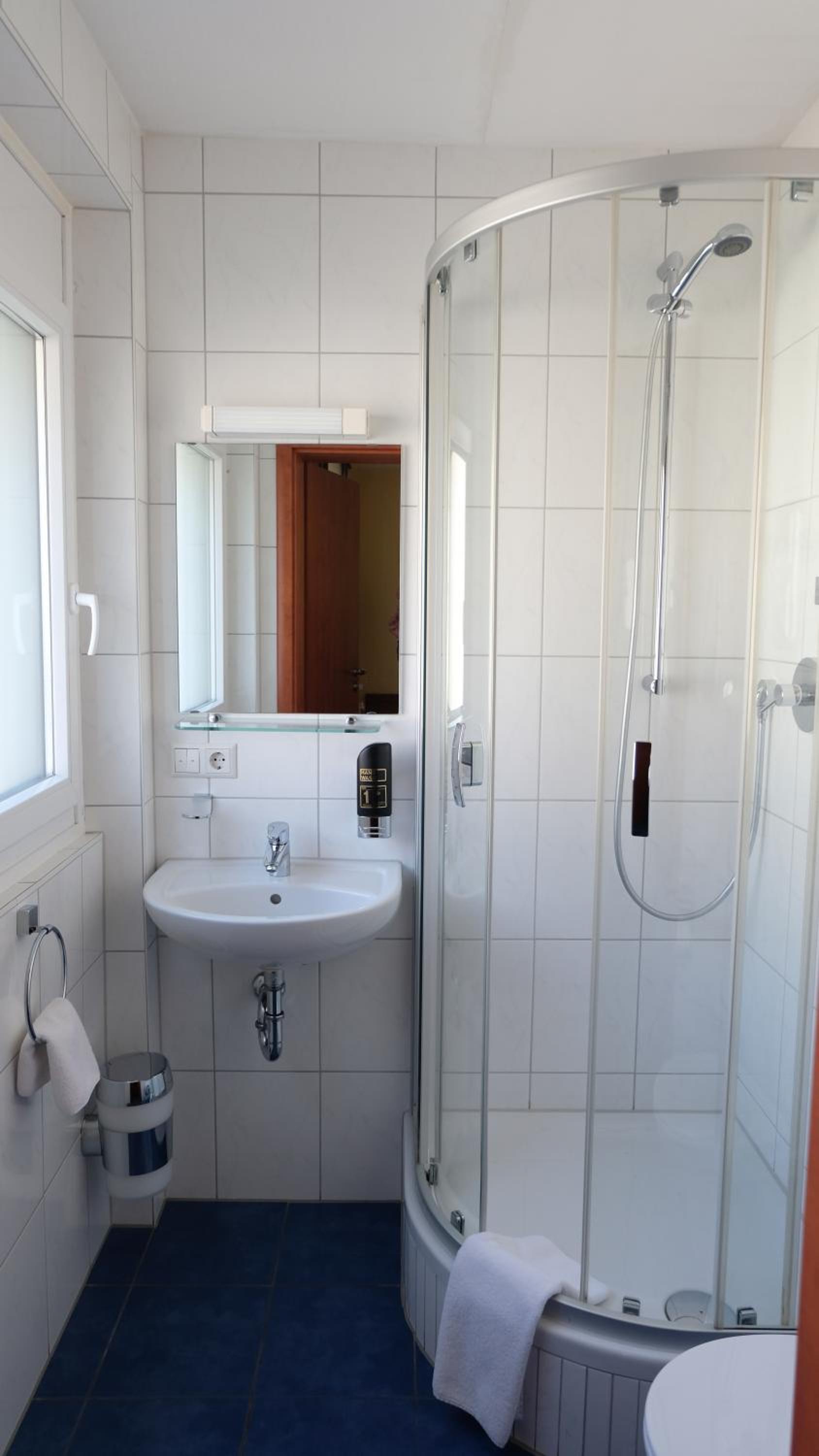 Double Room - Photo 27