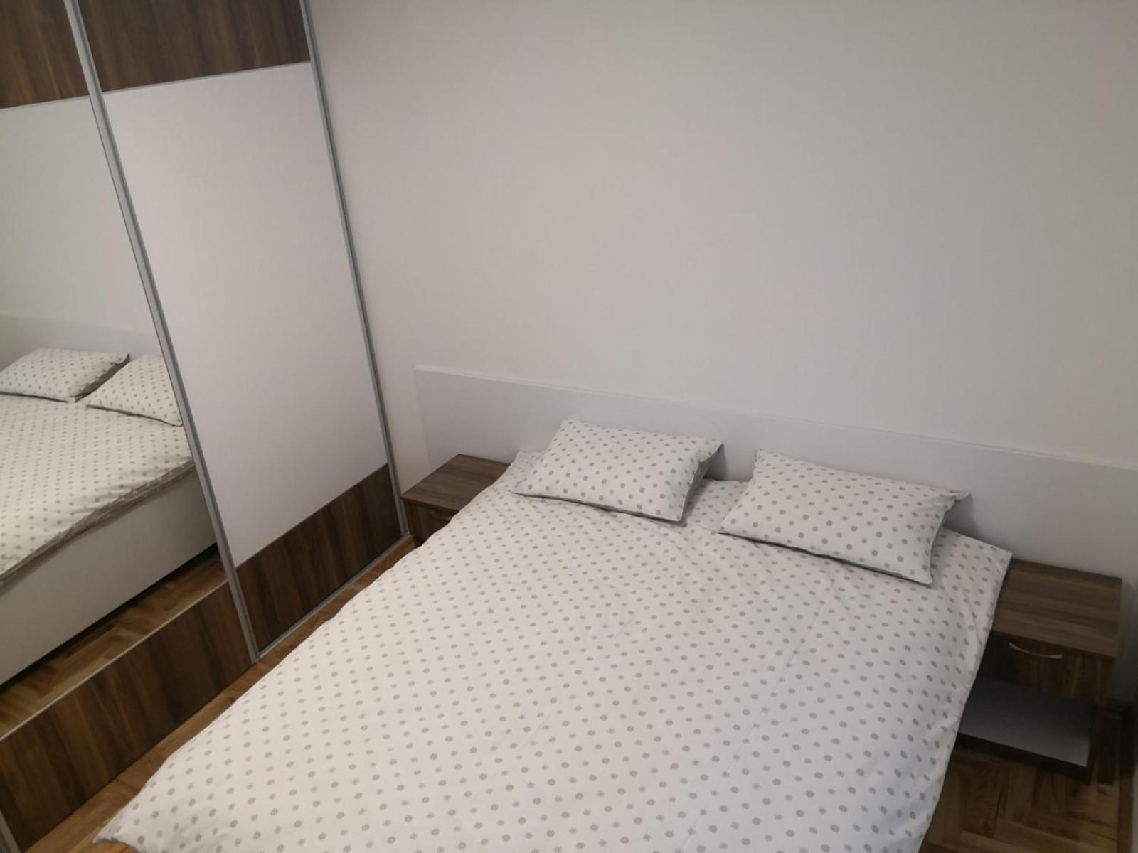 One-Bedroom Apartment photo 3