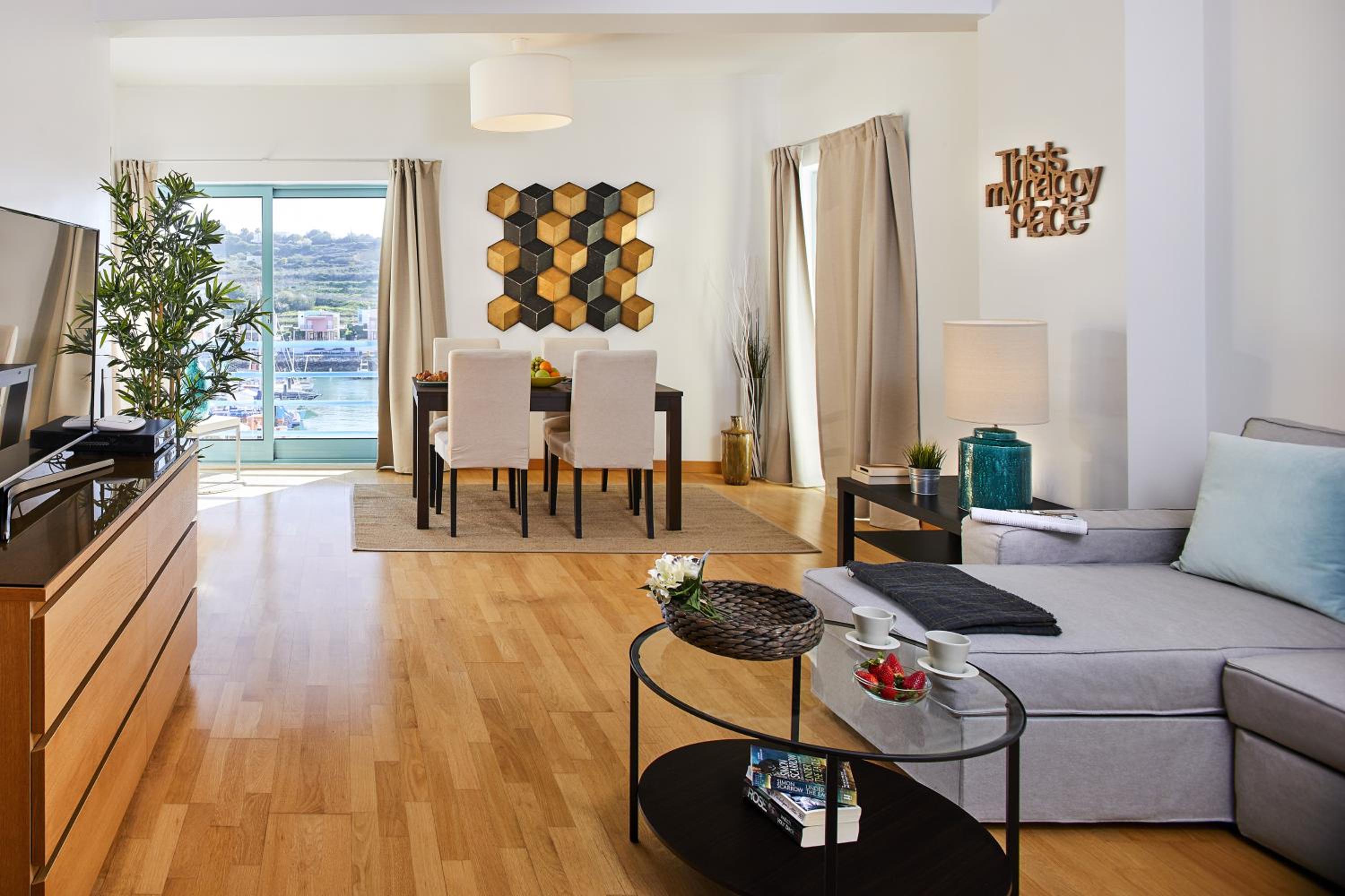 Luxury One-Bedroom Apartment