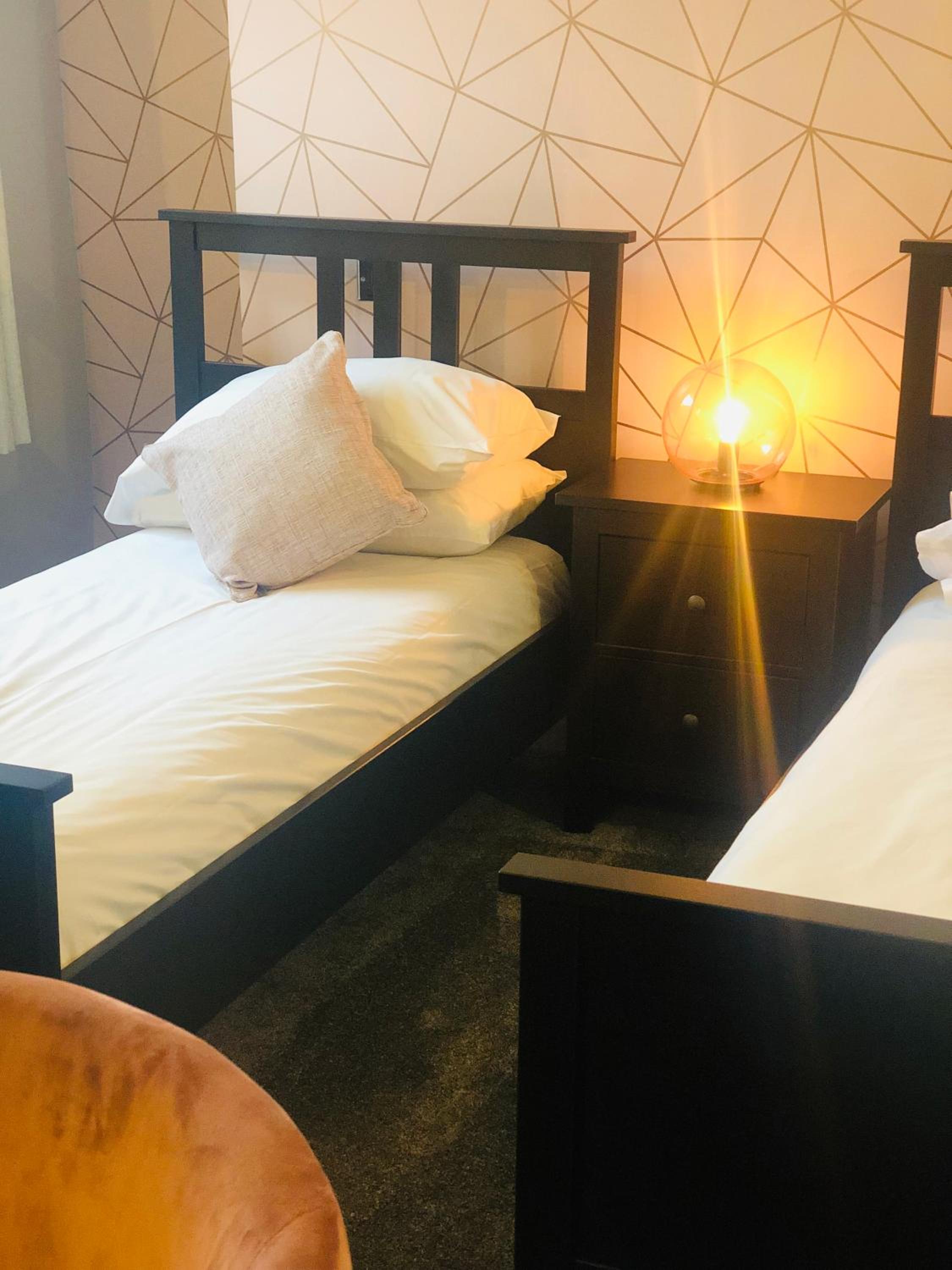 Standard Twin Room photo 2