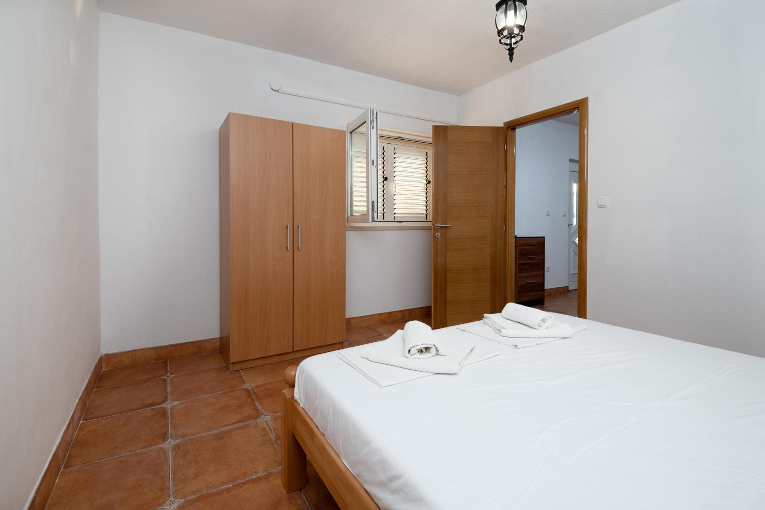 Apartment - Ground Floor photo 1