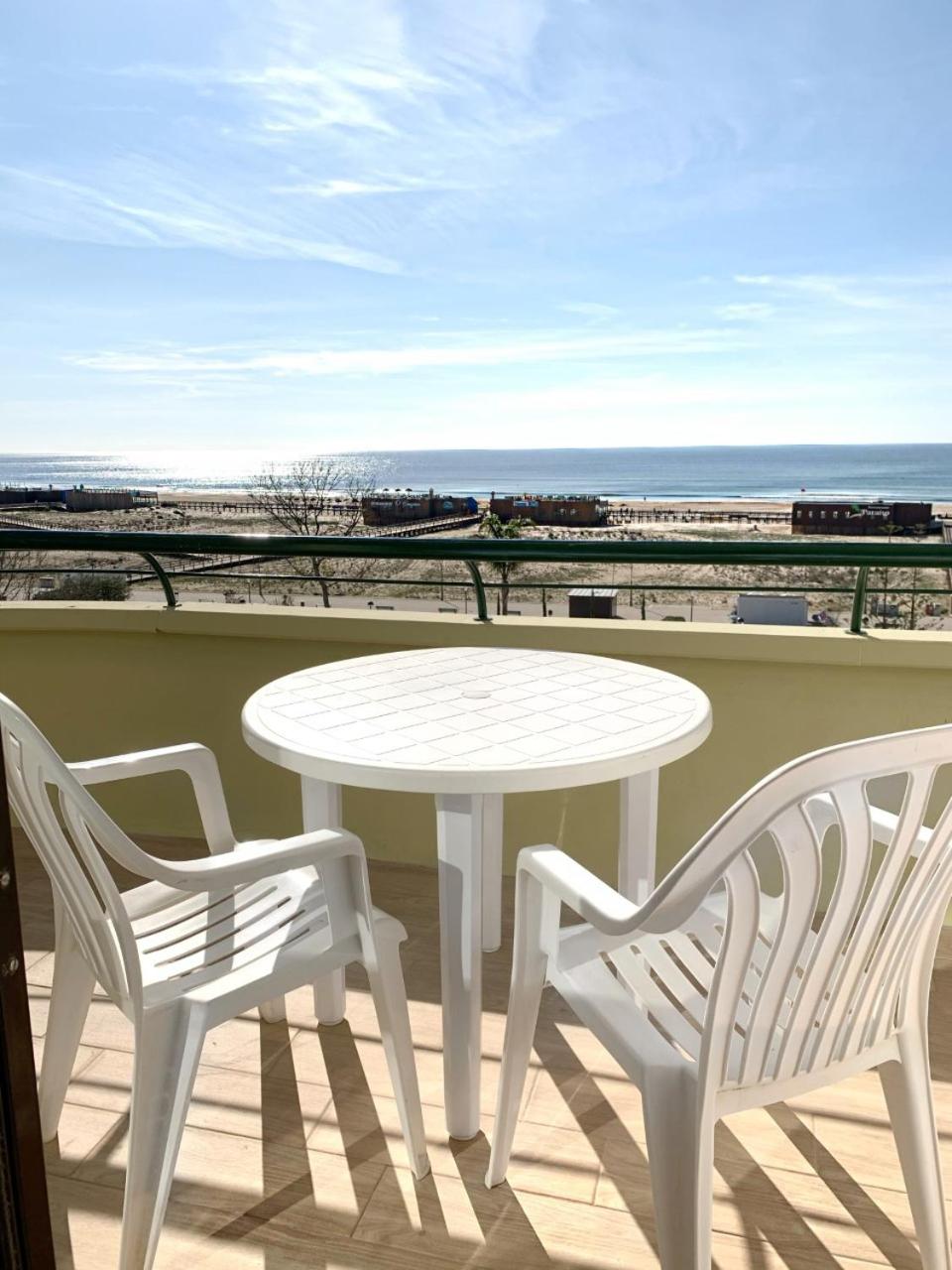 Superior One-Bedroom Apartment with Sea View - Photo 9