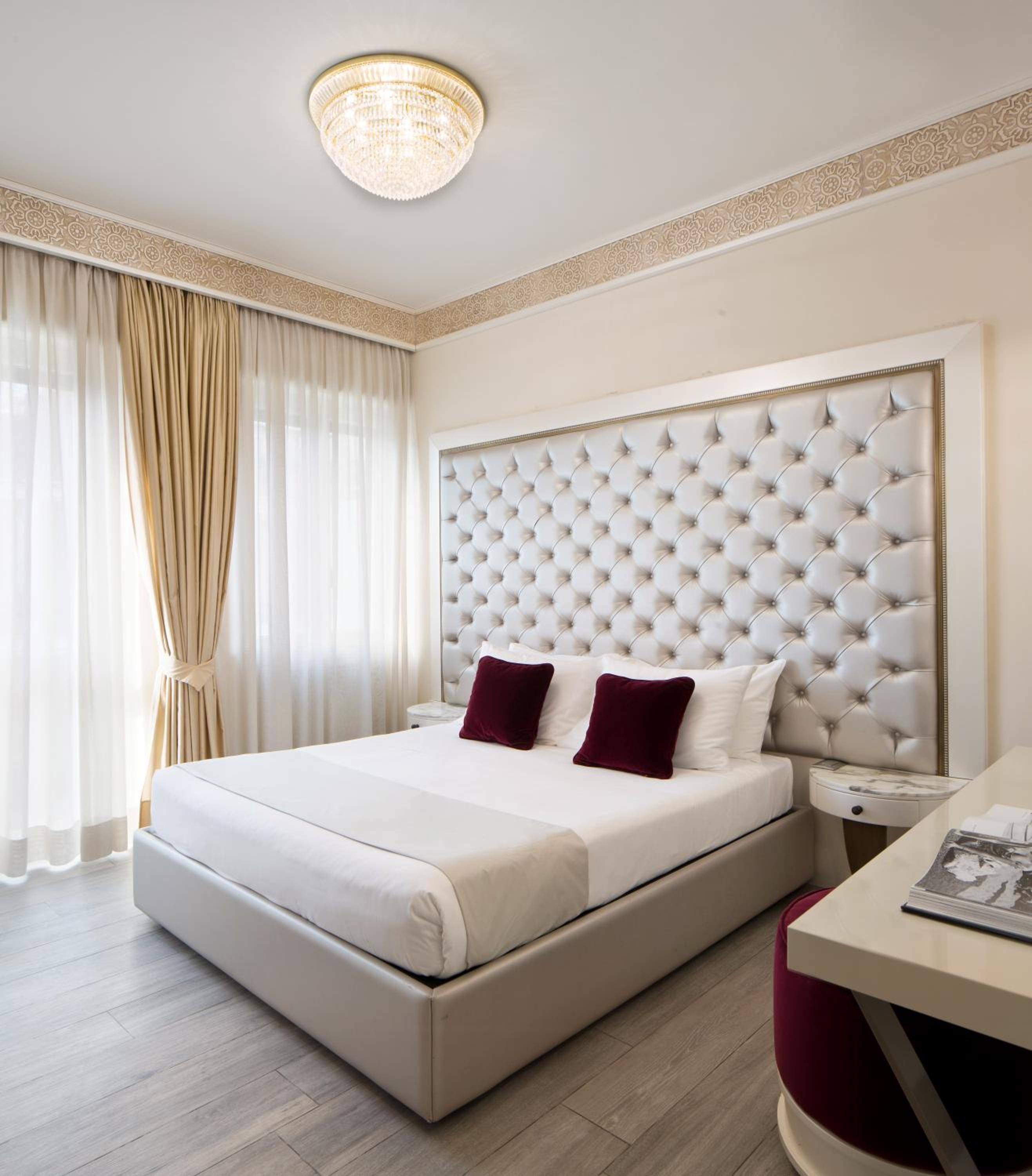 Standard Double Room with Balcony and City View