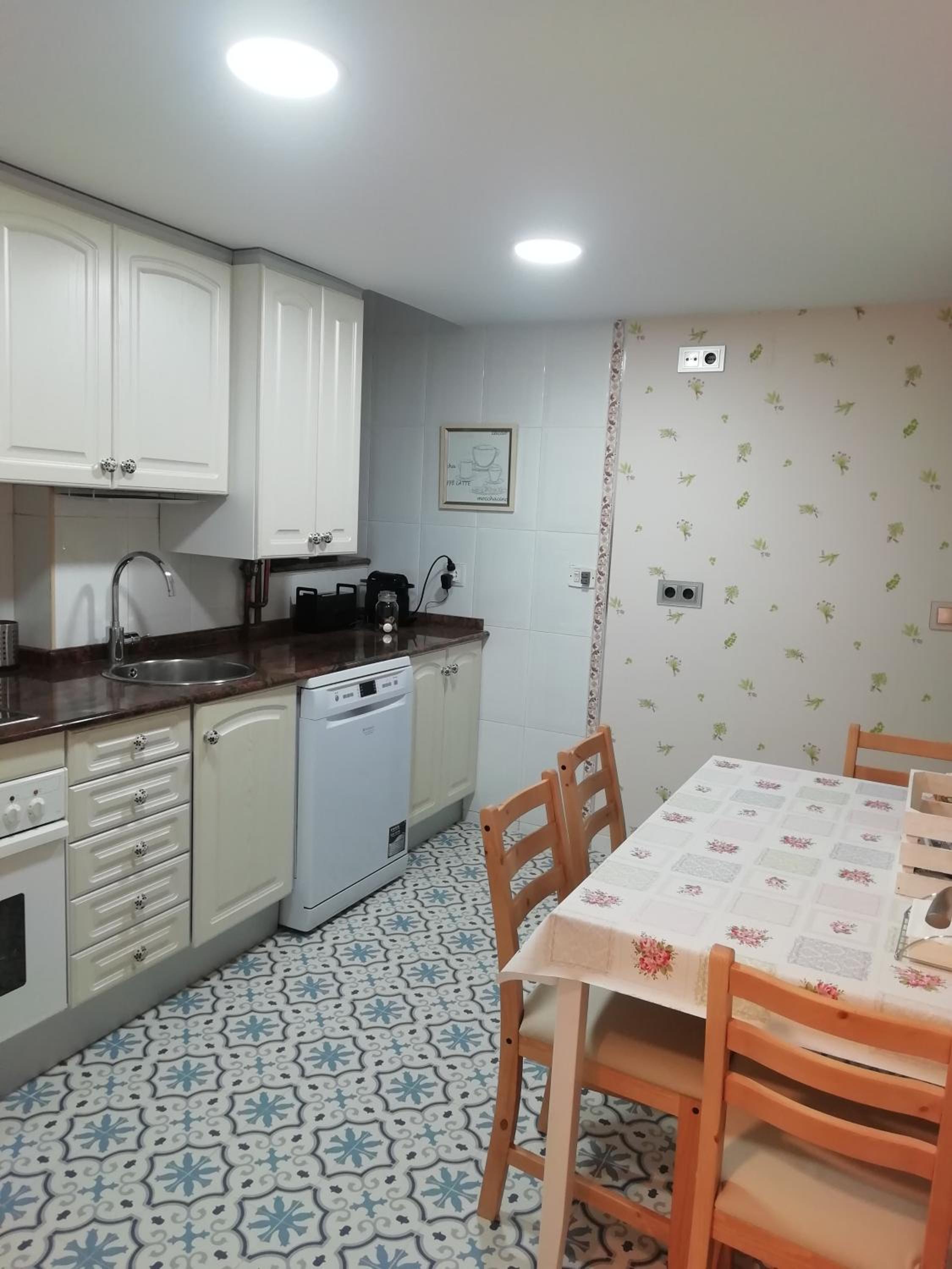 Two-Bedroom Apartment - Photo 10