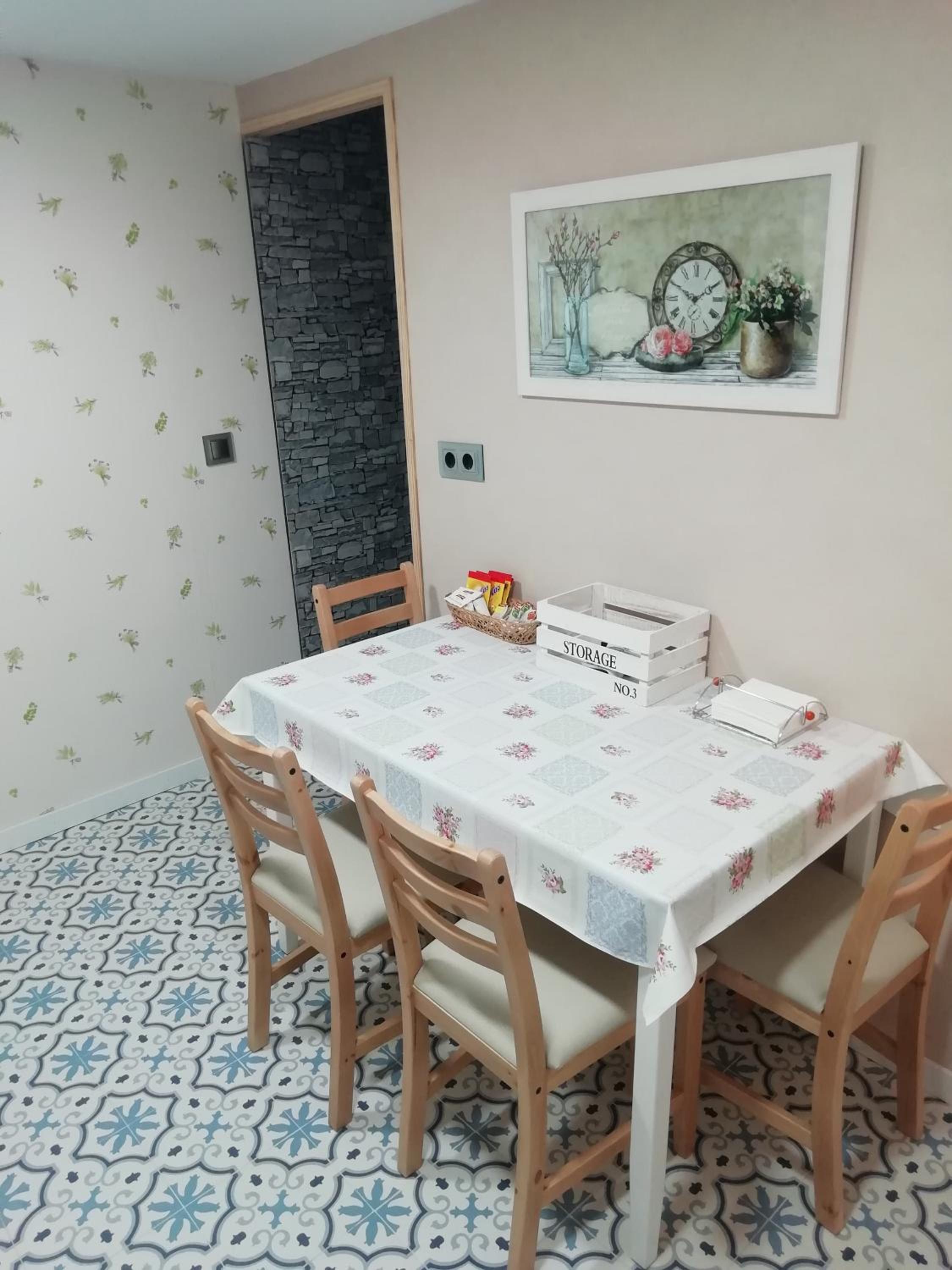 Two-Bedroom Apartment - Photo 11