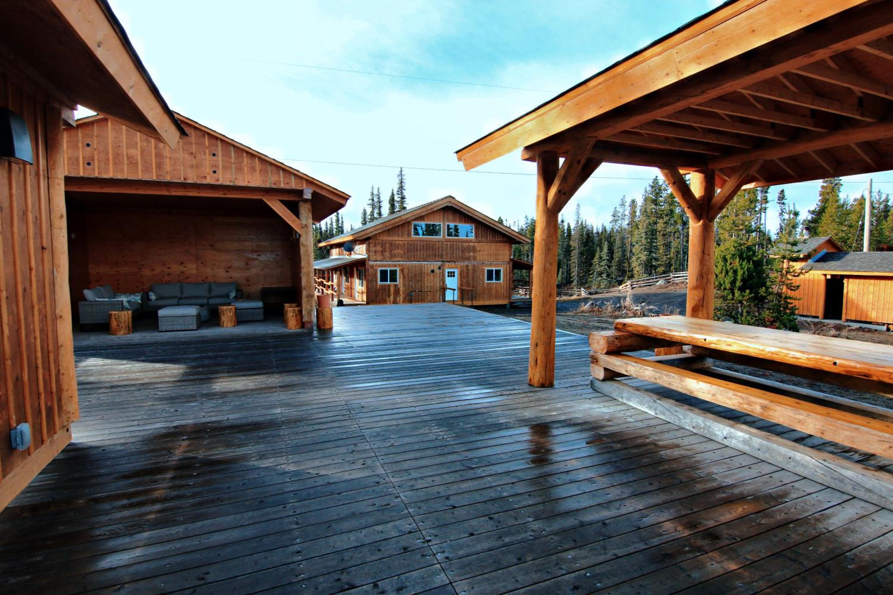Apartment with Lake View - Photo 12