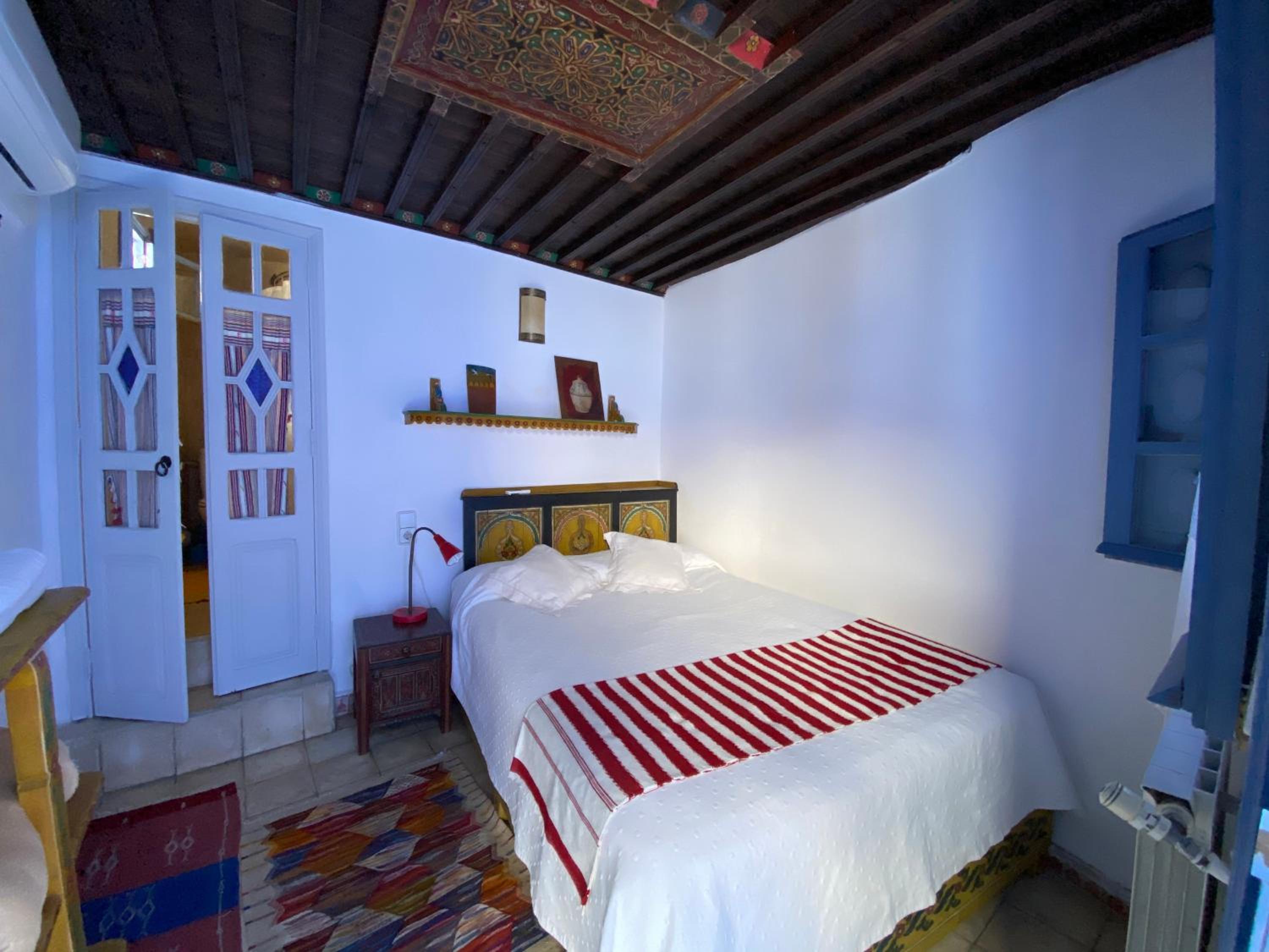 Budget Double Room - Photo 3