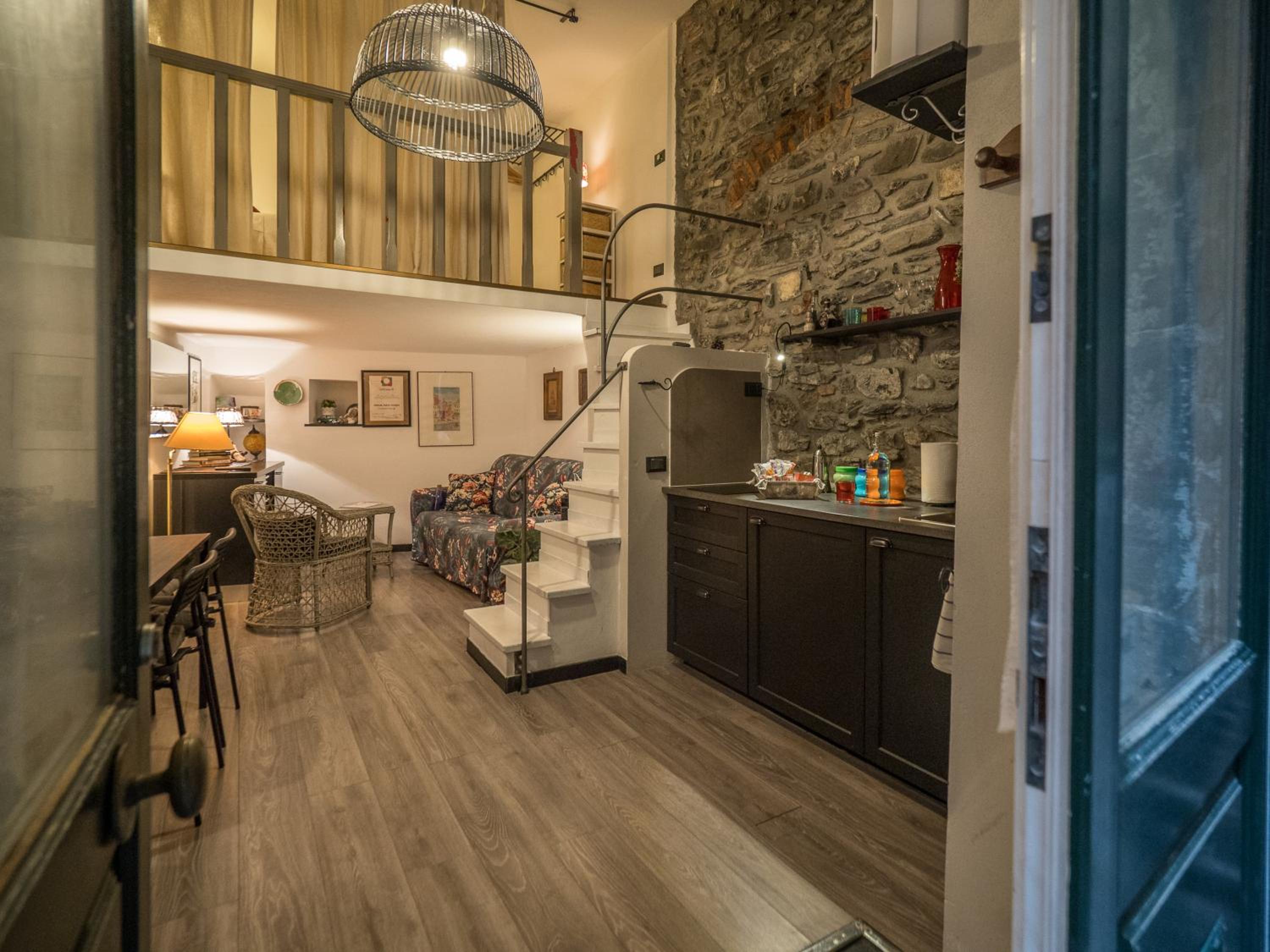 One-Bedroom Apartment - Photo 33