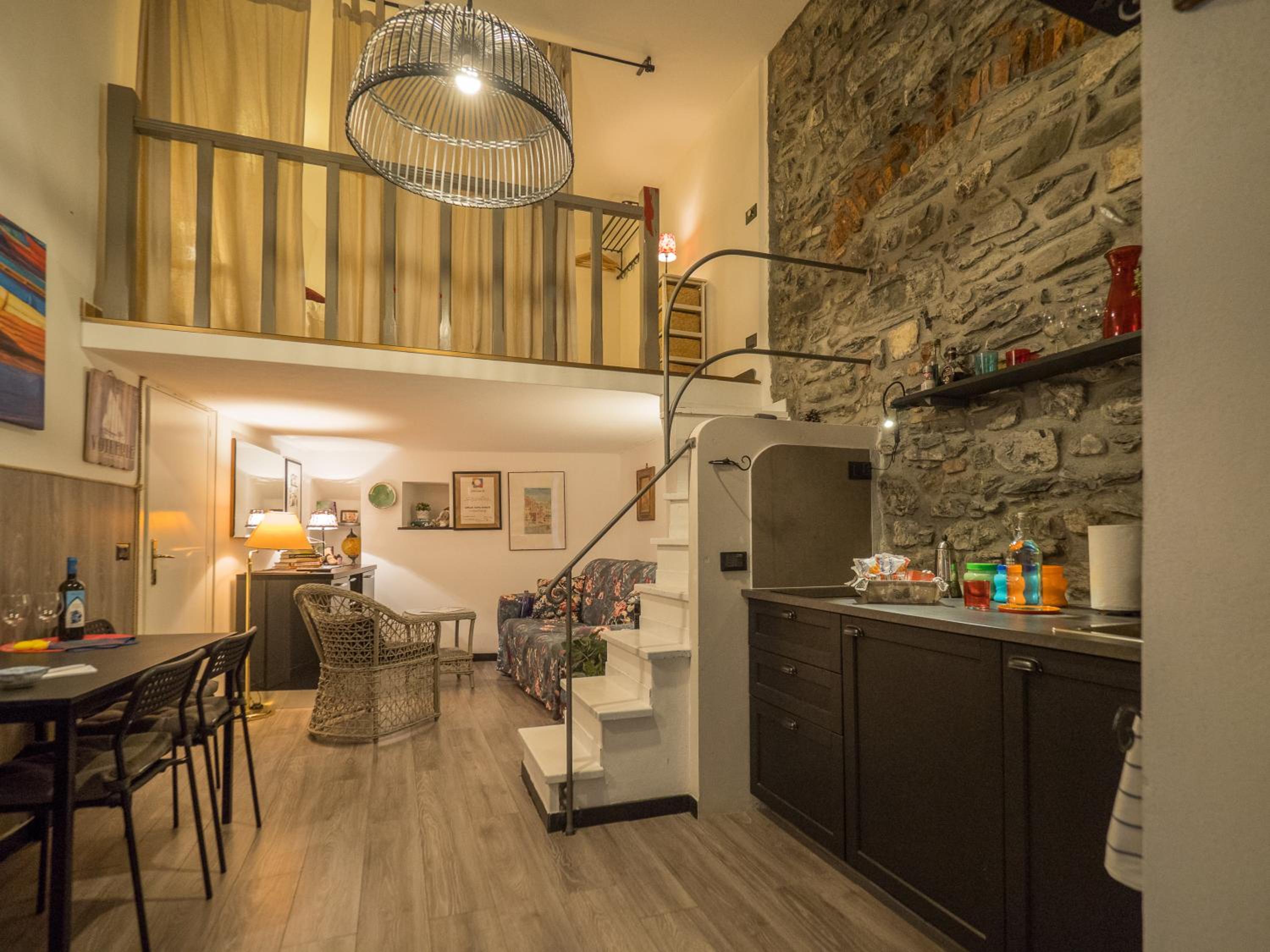 One-Bedroom Apartment - Photo 40