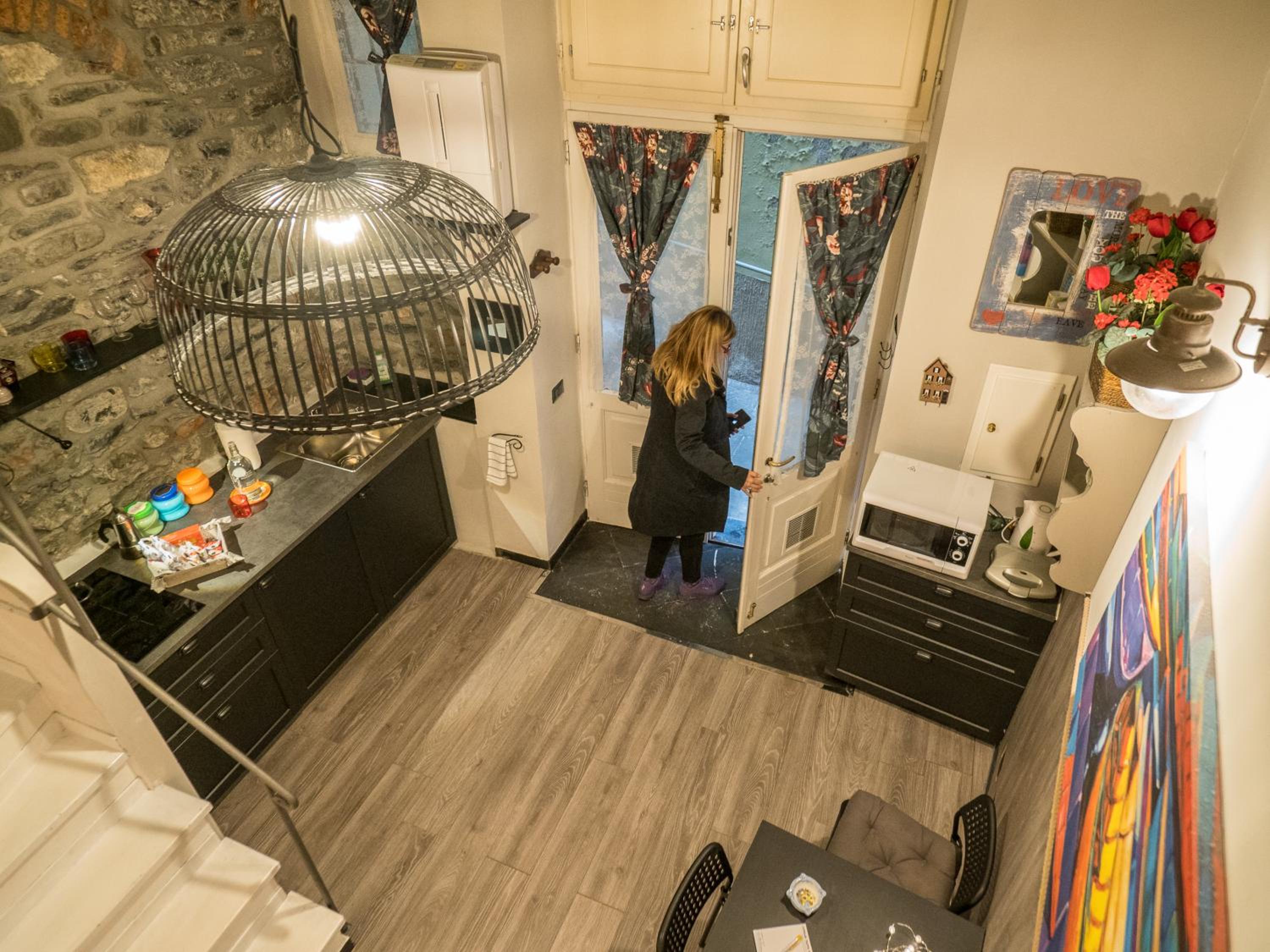 One-Bedroom Apartment - Photo 29